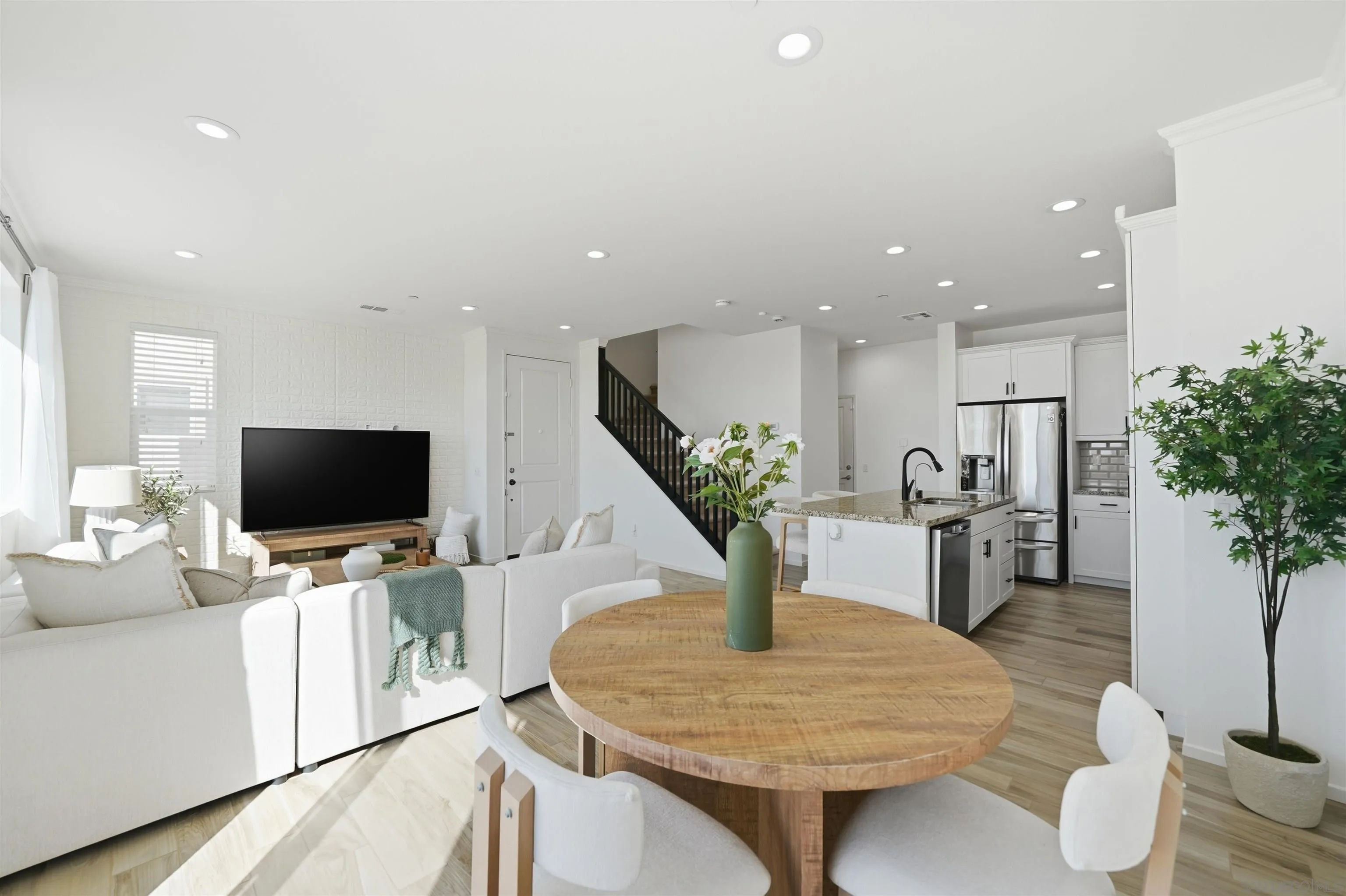 Photo #7: 260004543 Listing: Photo #7