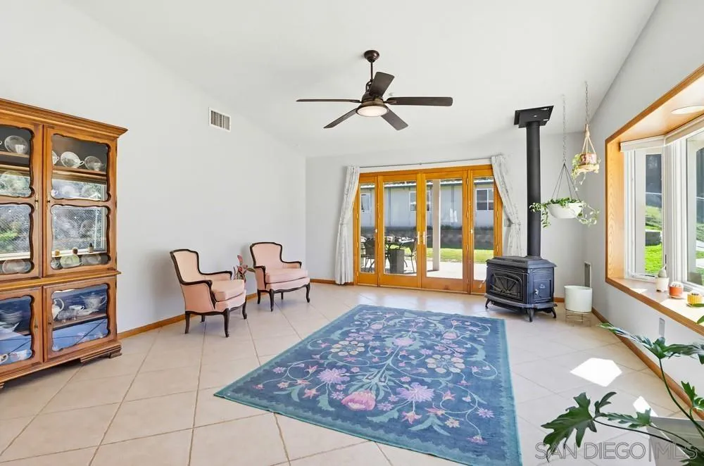 https://cdn.realtyfeed.com/cdn/127/260004544/7715bc5e8068317d2702bafed1d6ddf7.webp