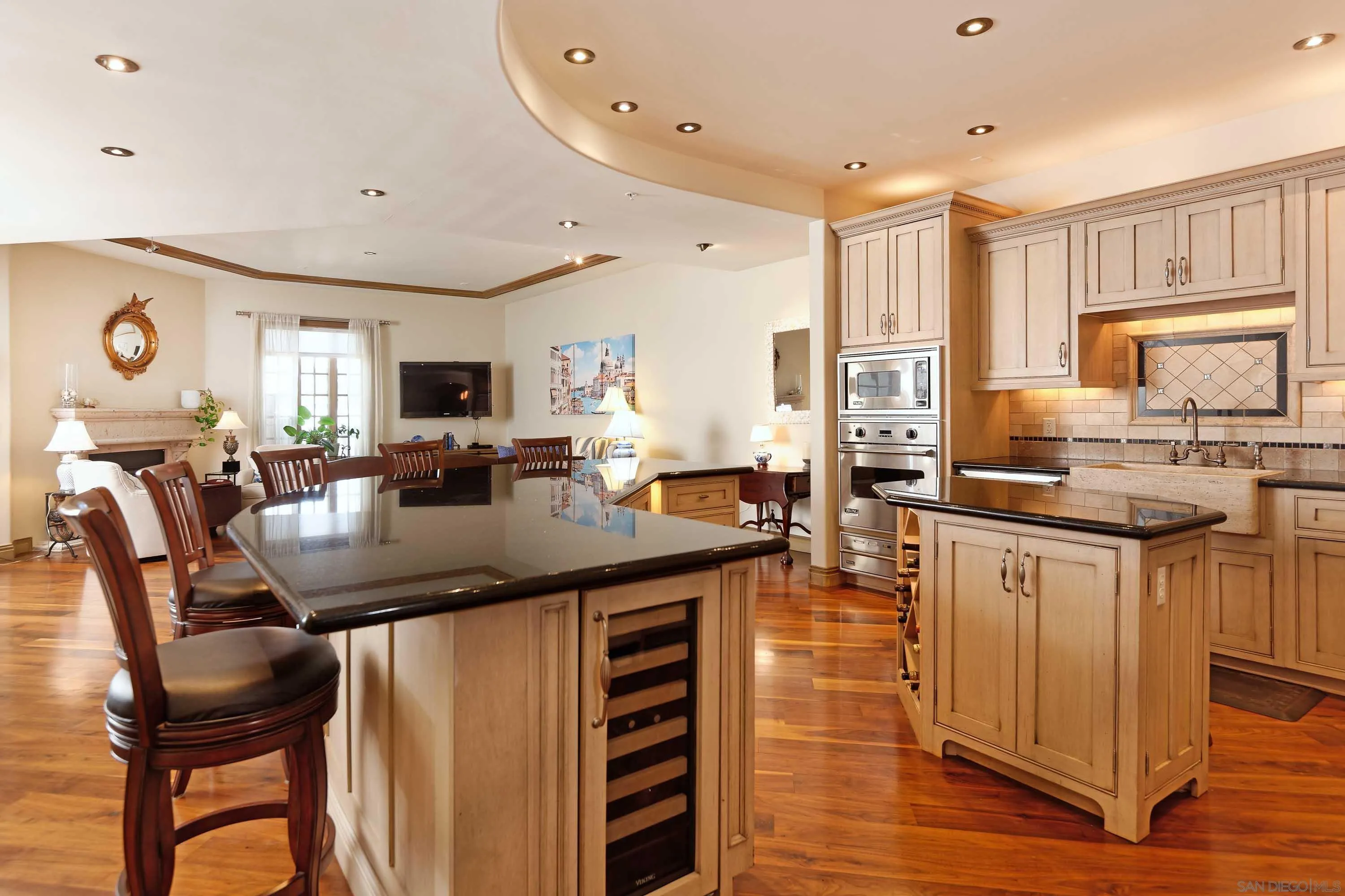 Photo #3: 260004546 Listing: Photo #3