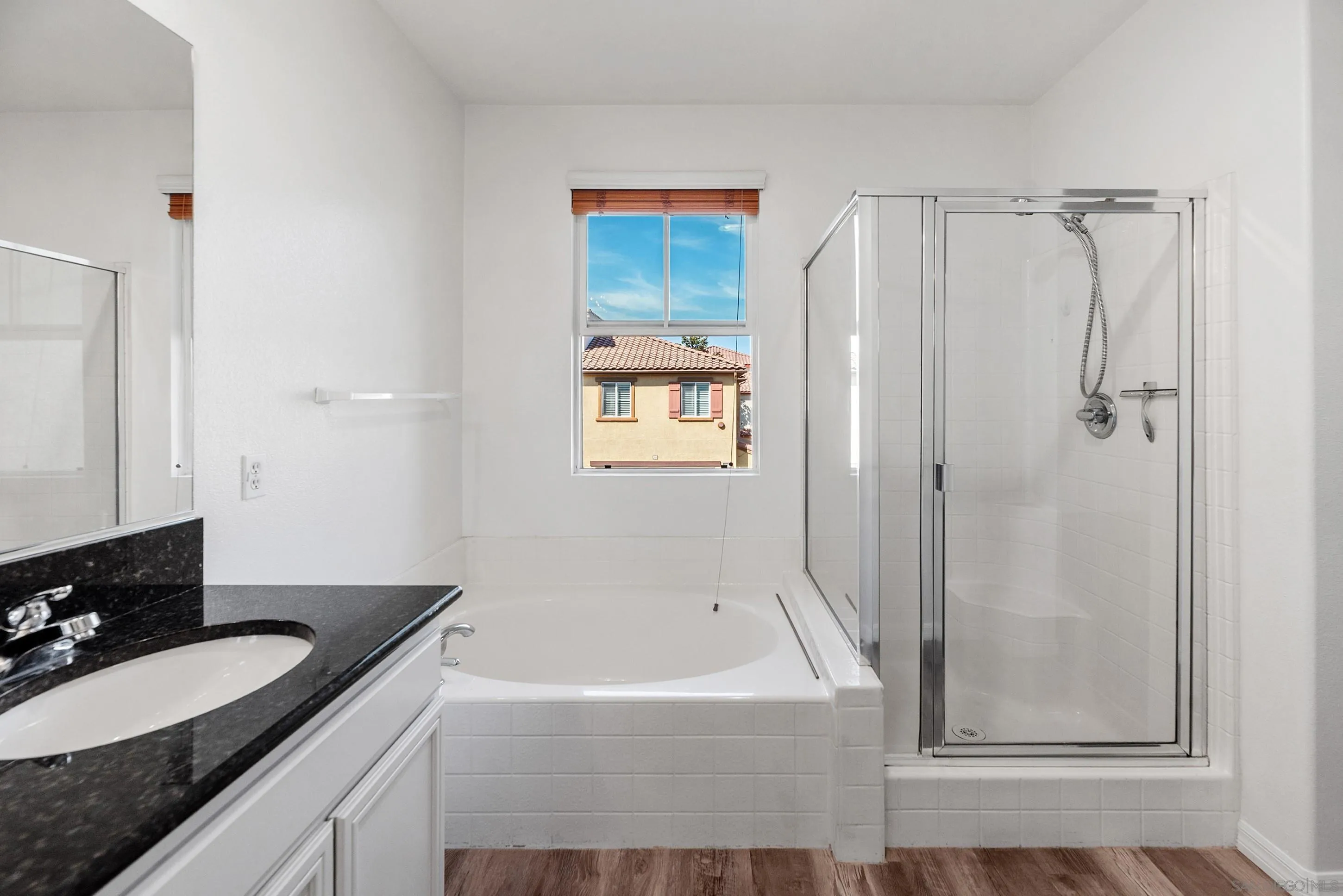 https://cdn.realtyfeed.com/cdn/127/260004548/bc090f4cbce794046ad25c3315c98ed3.webp