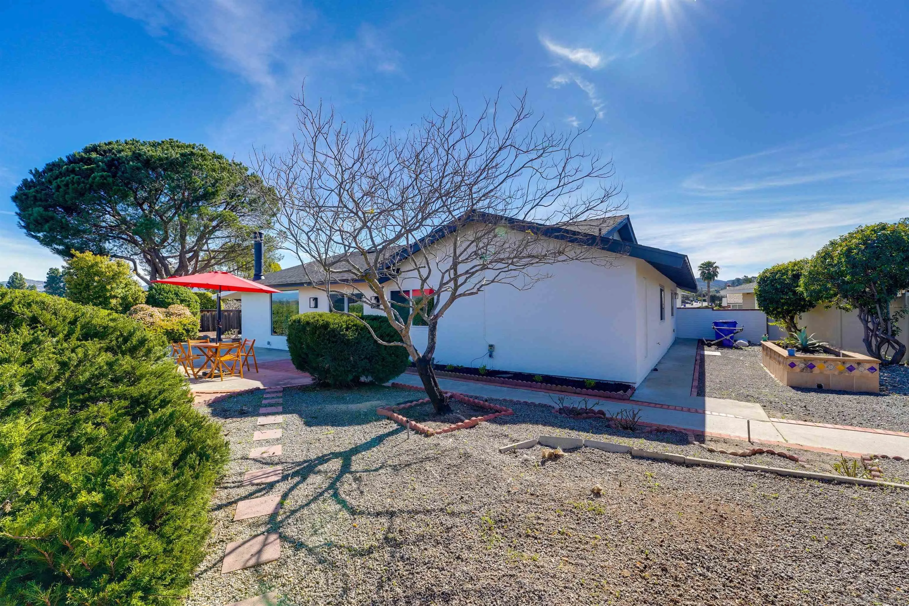 https://cdn.realtyfeed.com/cdn/127/260004550/05409824215a885c43cd49522a18c39b.webp