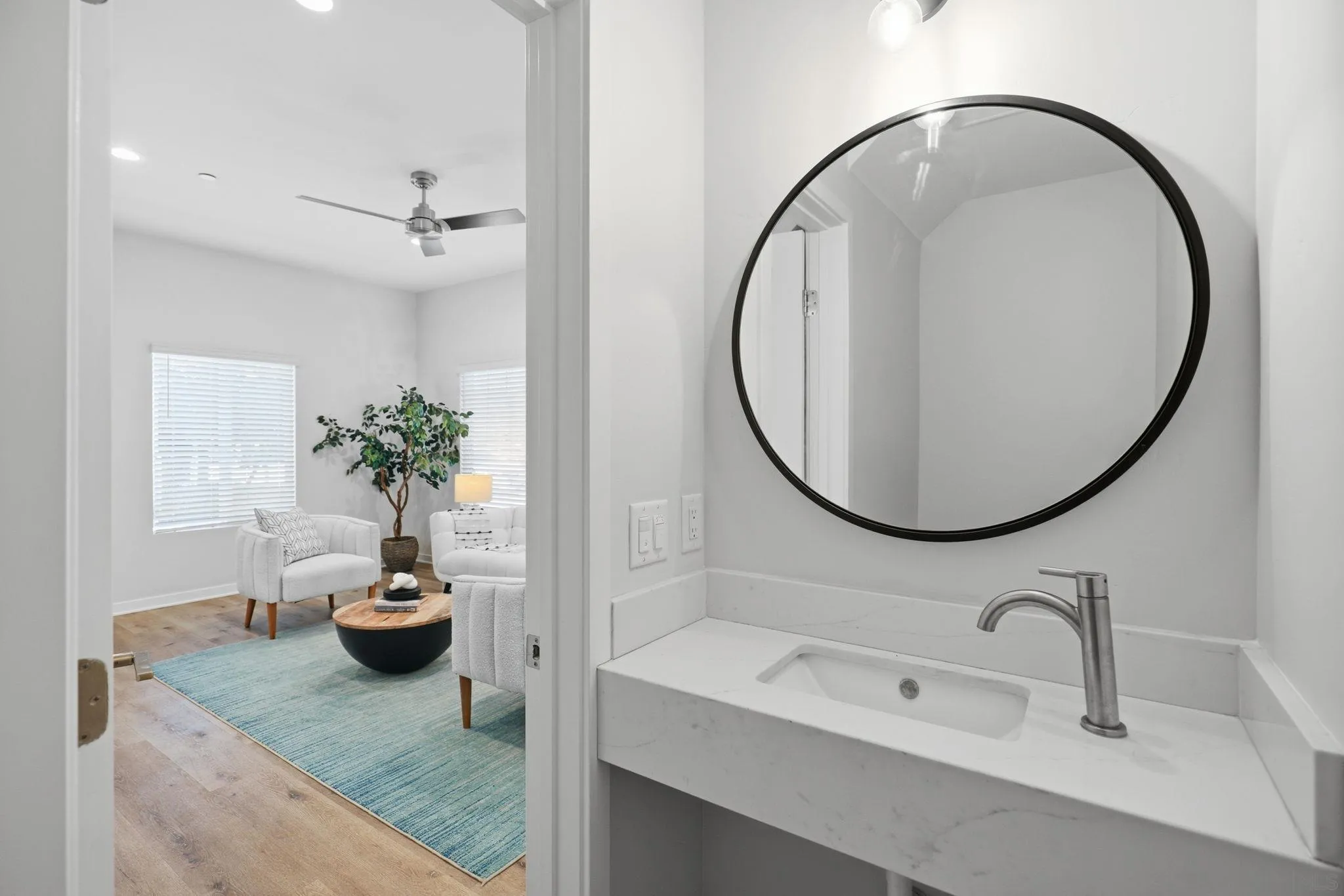 https://cdn.realtyfeed.com/cdn/127/260004551/0057021766f3cf8440aef0b667e2cac9.webp