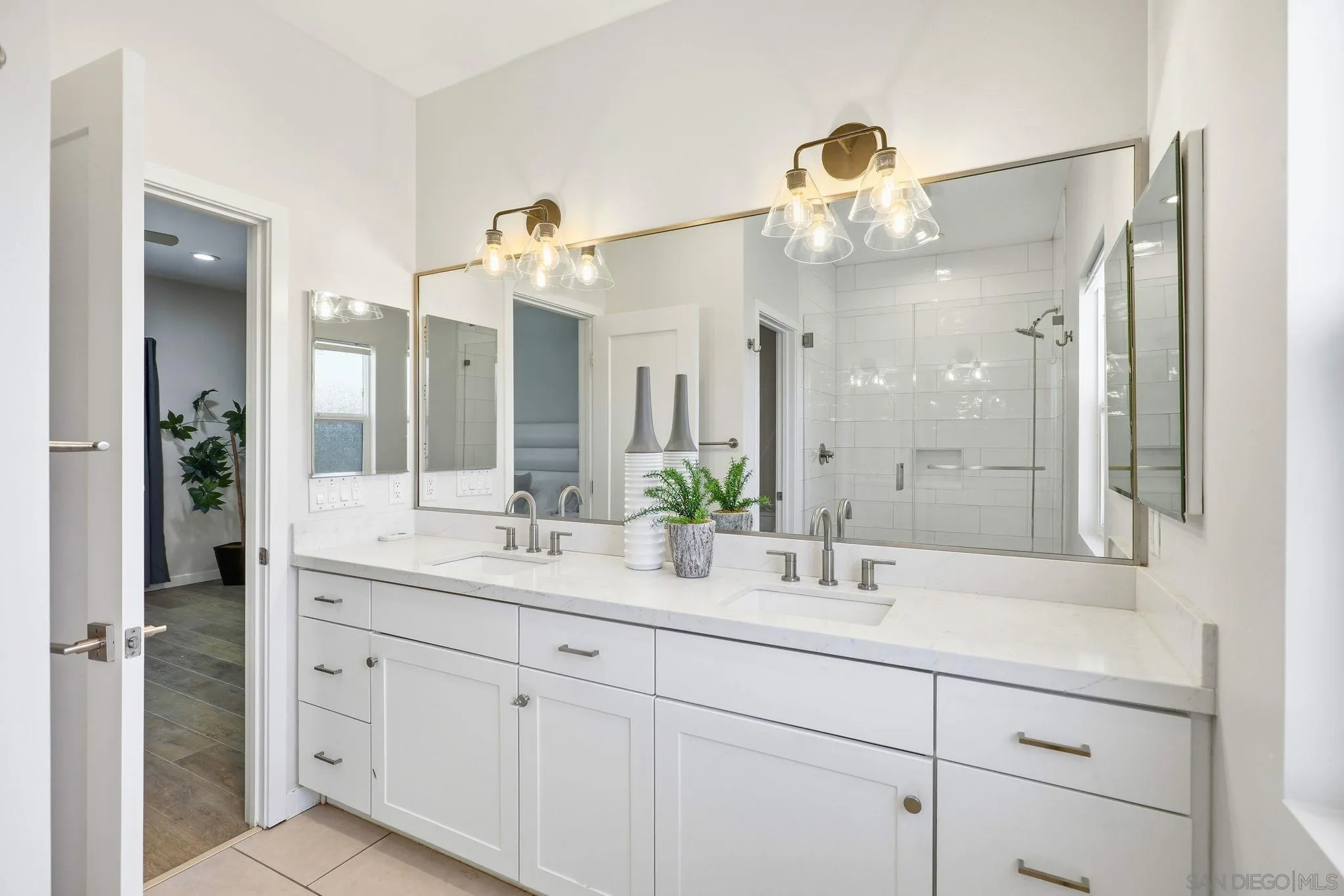 https://cdn.realtyfeed.com/cdn/127/260004551/3fbb83db0bb7bfe3528ac45aa8239065.webp