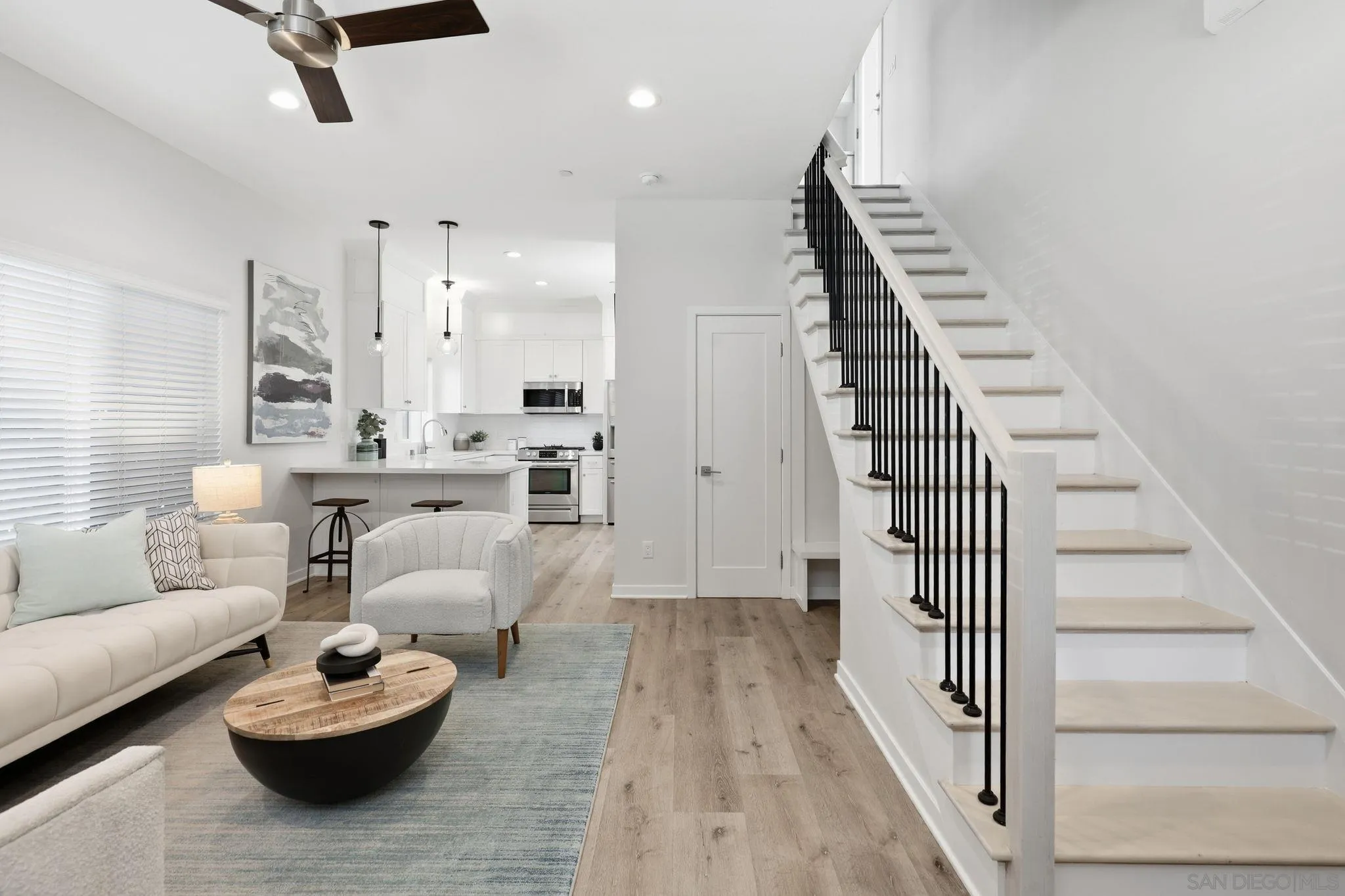 https://cdn.realtyfeed.com/cdn/127/260004551/43e000ae061f11632c3a0b656c4b6ee9.webp