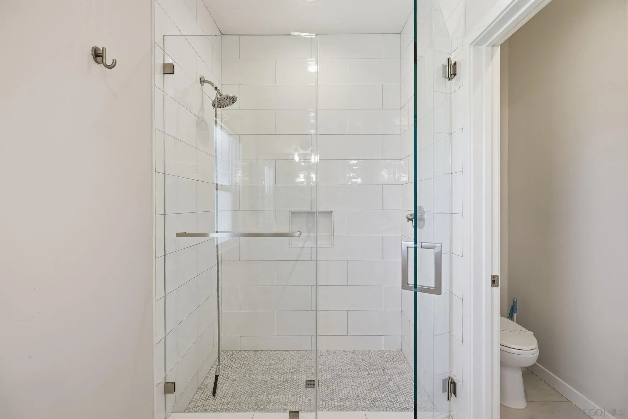 https://cdn.realtyfeed.com/cdn/127/260004551/9baa14a4936cab21eb8d21081ef80c45.webp