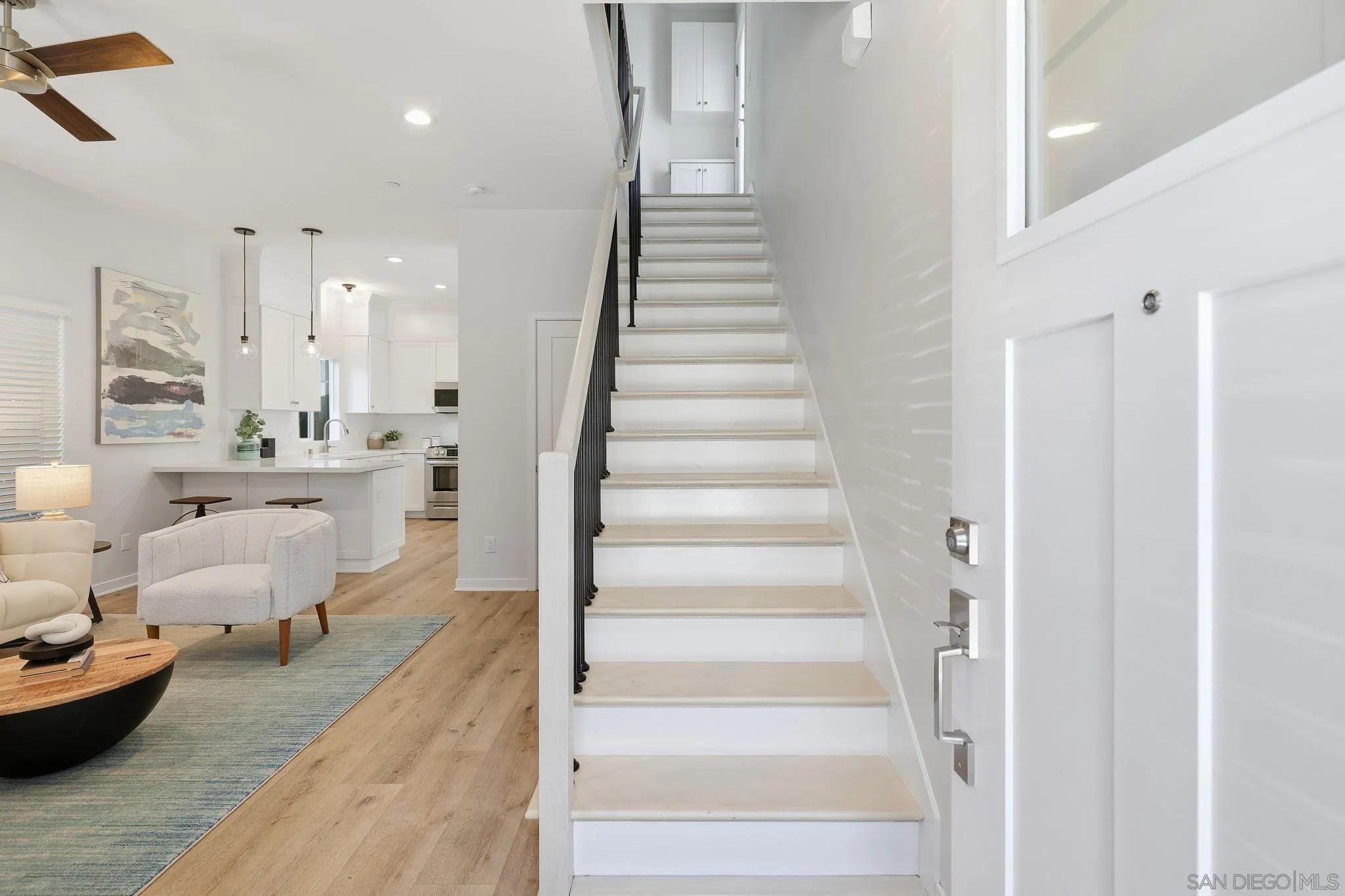 https://cdn.realtyfeed.com/cdn/127/260004551/cee55ec8bbf08168e20c5ef642c5d17e.webp