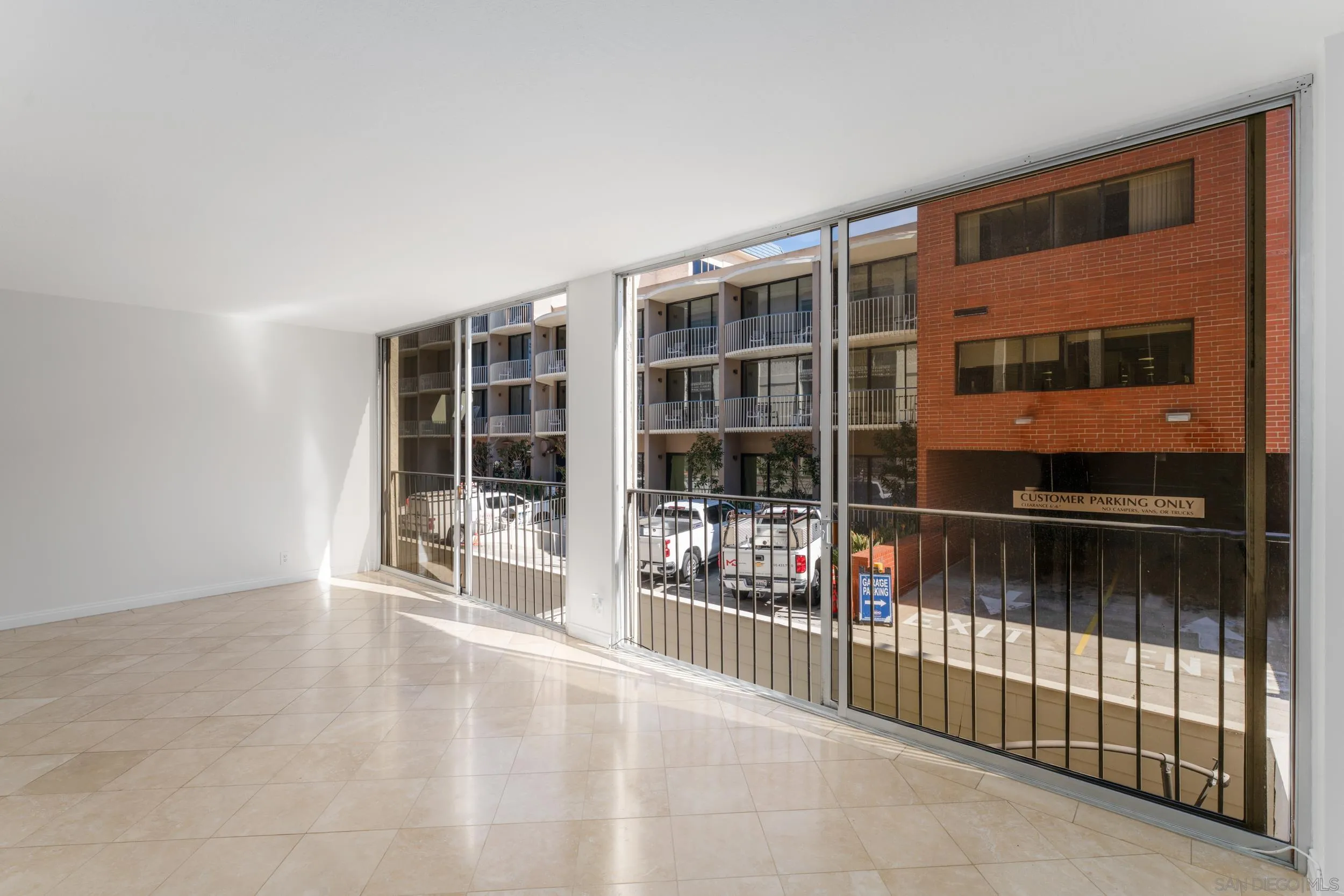 Photo #14: 260004553 Listing: Photo #14