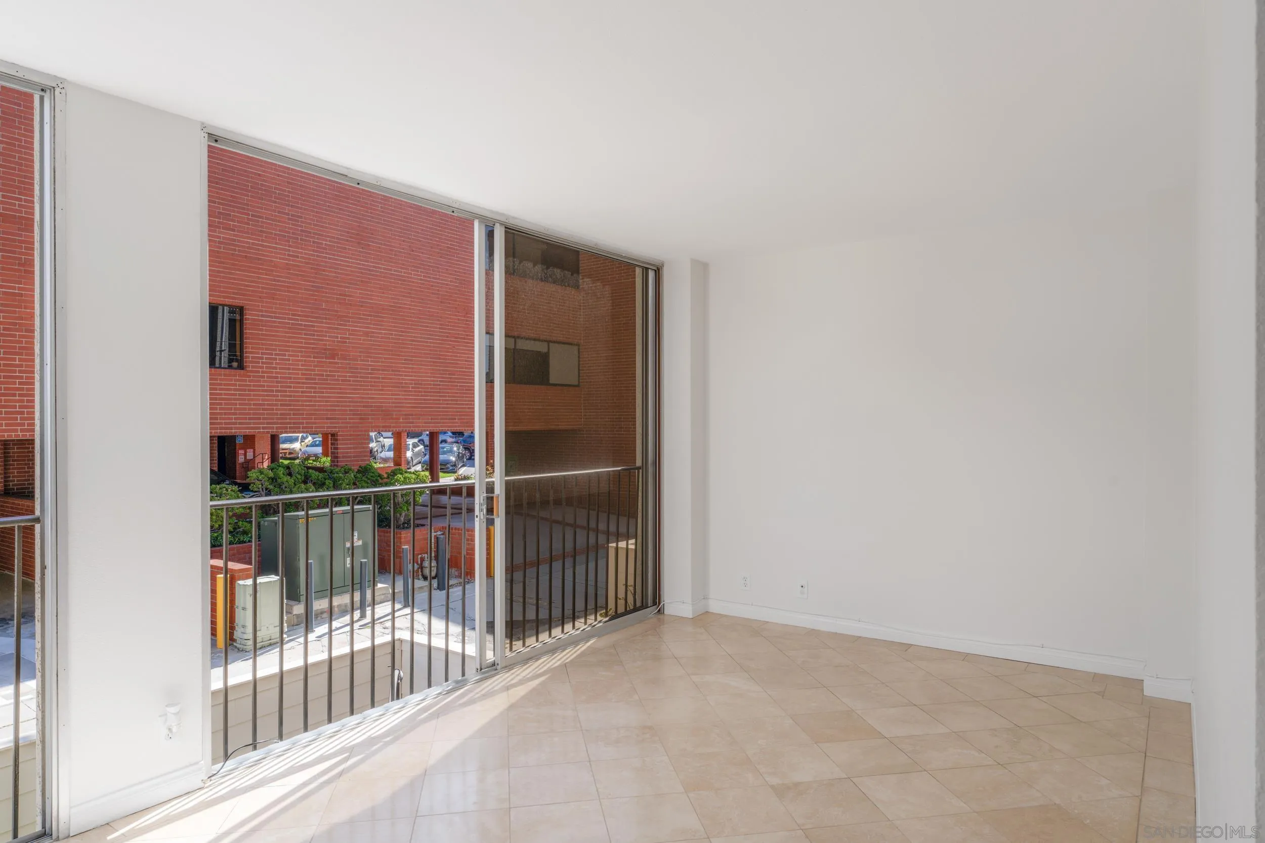 Photo #9: 260004553 Listing: Photo #9