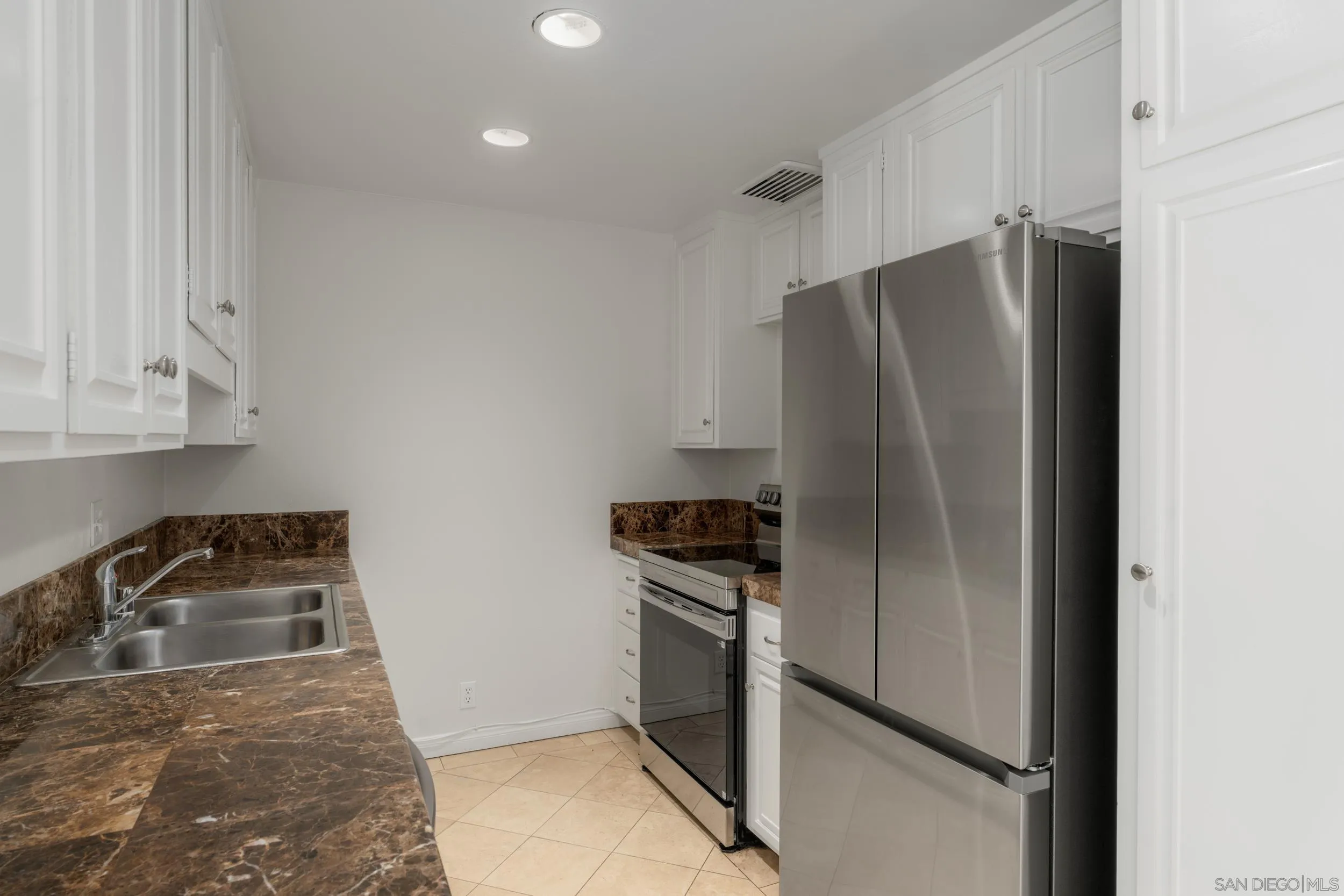 Photo #19: 260004553 Listing: Photo #19