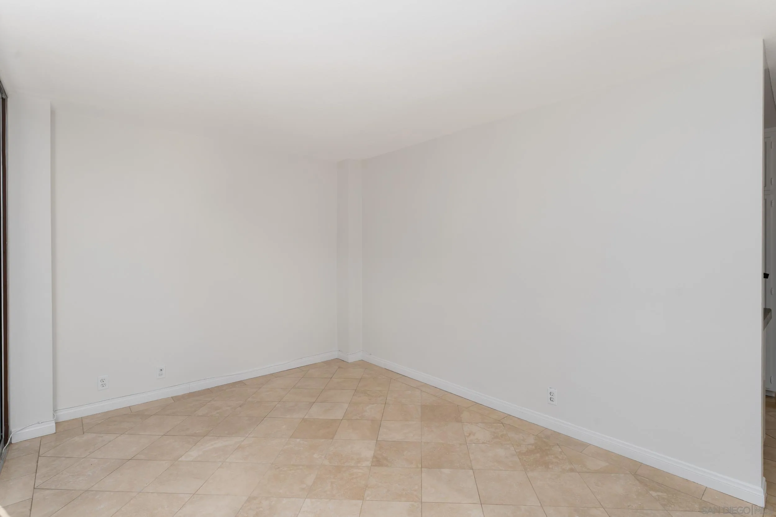 Photo #11: 260004553 Listing: Photo #11