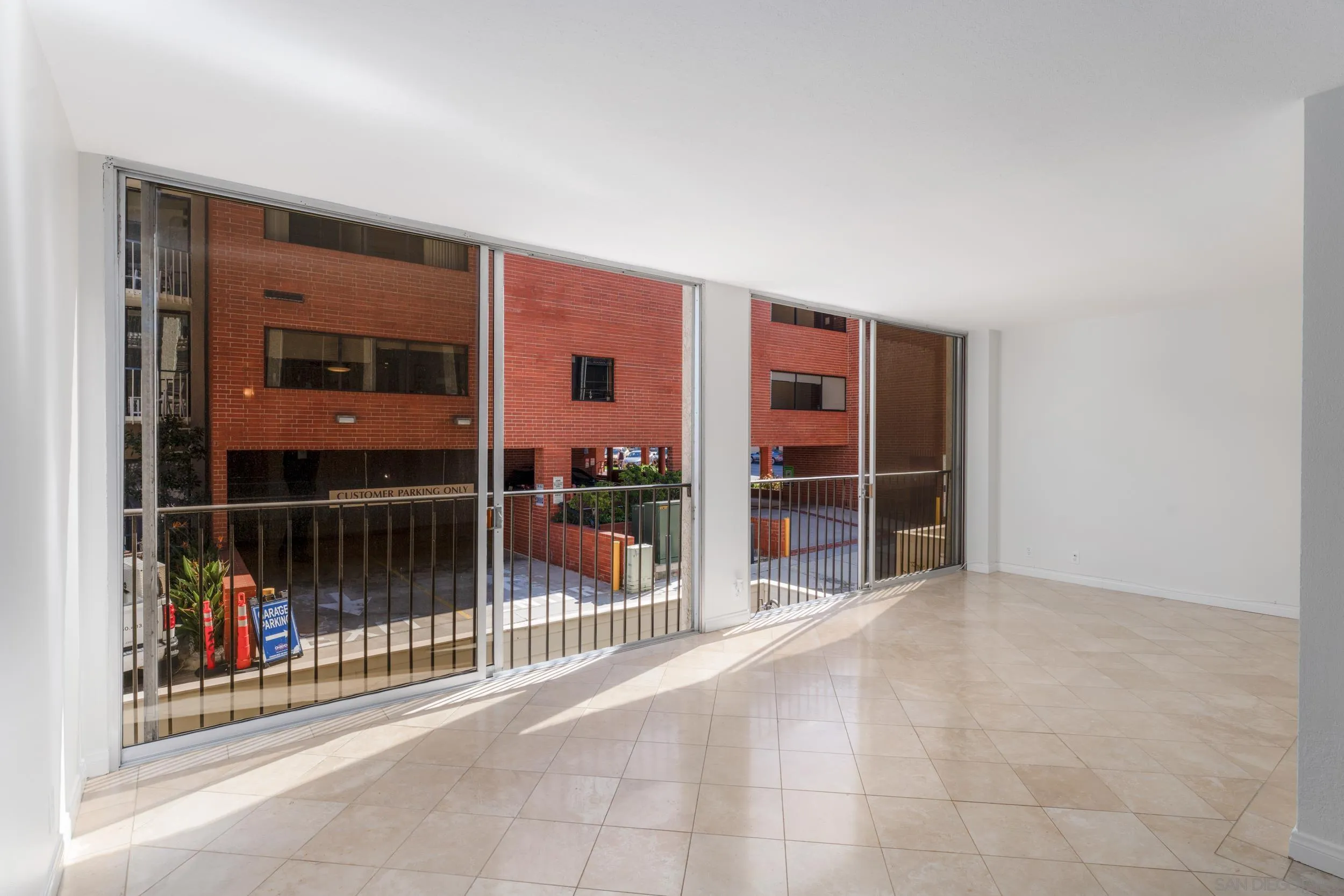 Photo #8: 260004553 Listing: Photo #8