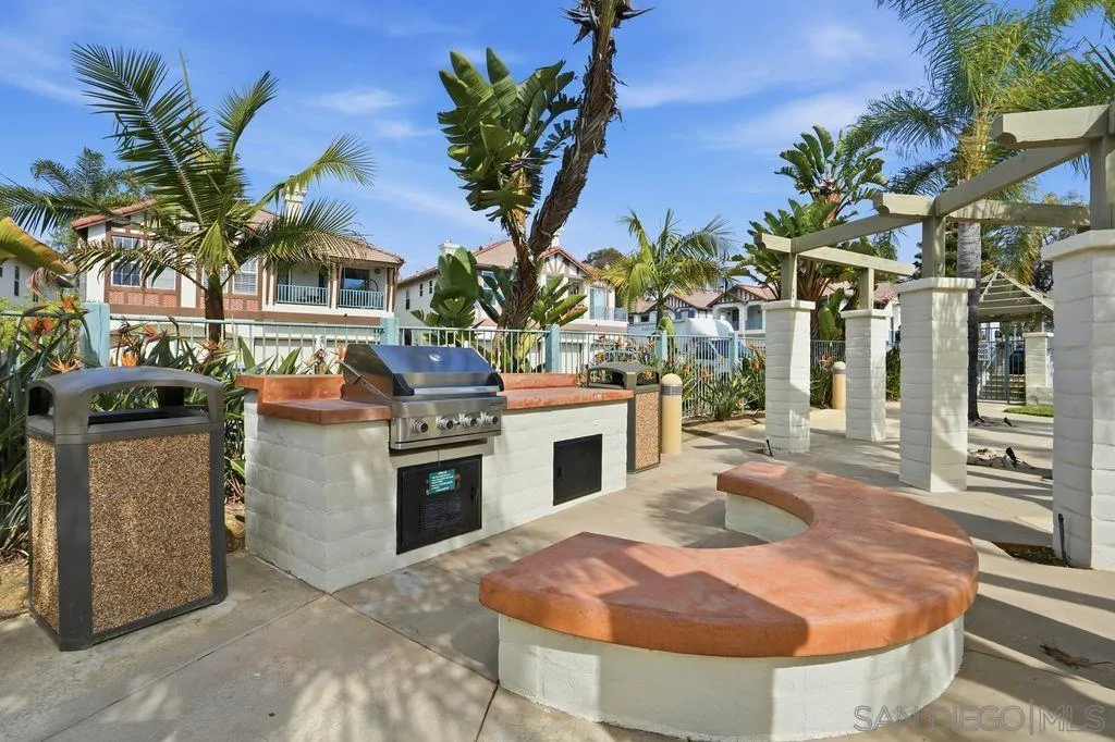 Photo #13: 260004557 Listing: Photo #13