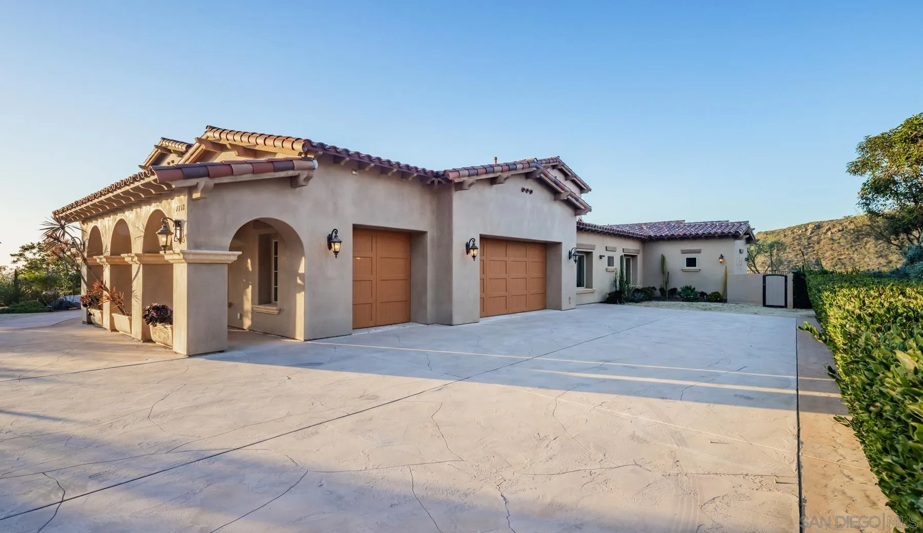 https://cdn.realtyfeed.com/cdn/127/260004559/1665218f80784fbb32b7d610590c09e3.webp