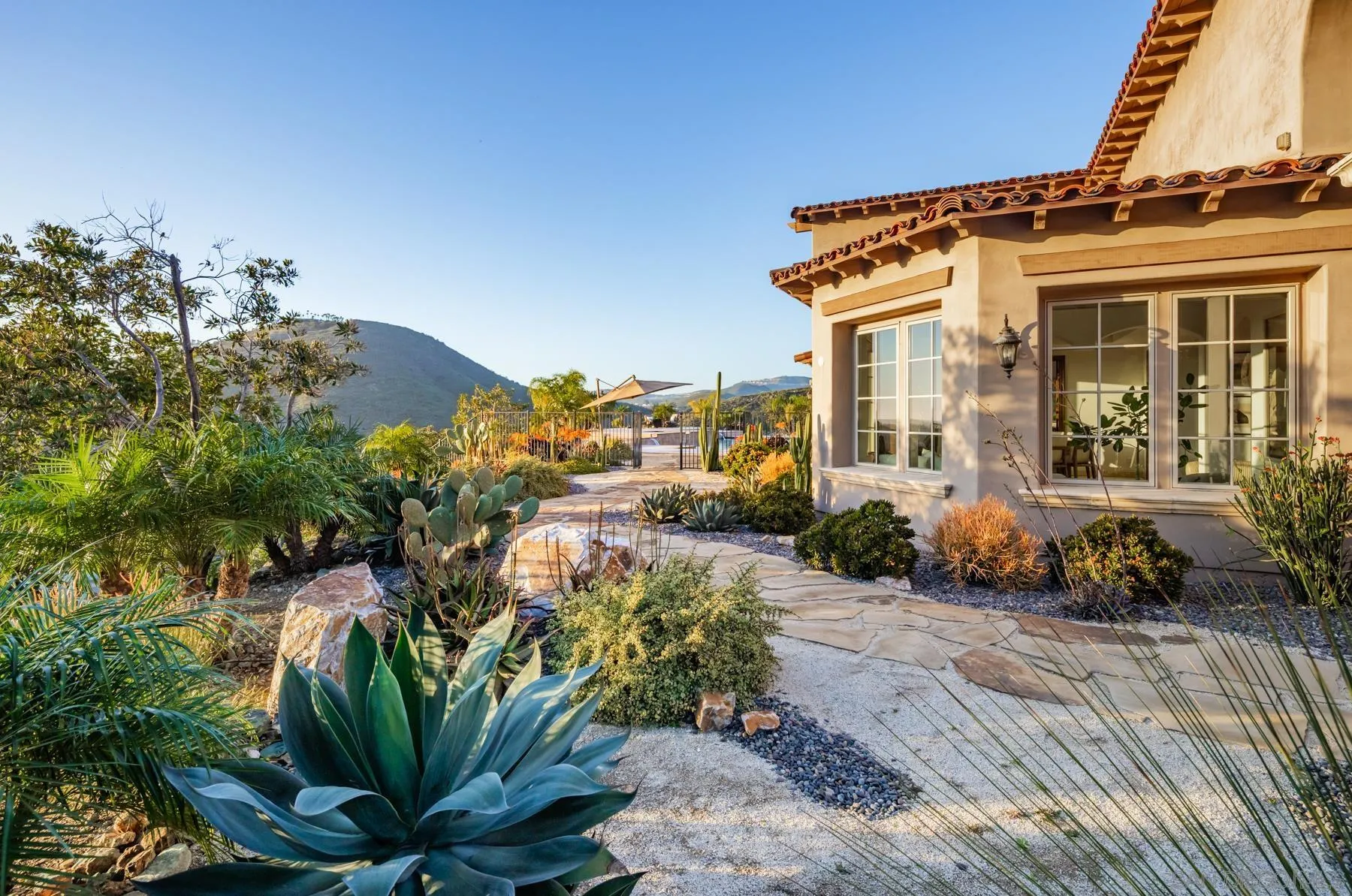 https://cdn.realtyfeed.com/cdn/127/260004559/5fa60e29beb23658e5b6c0c2adad12ab.webp