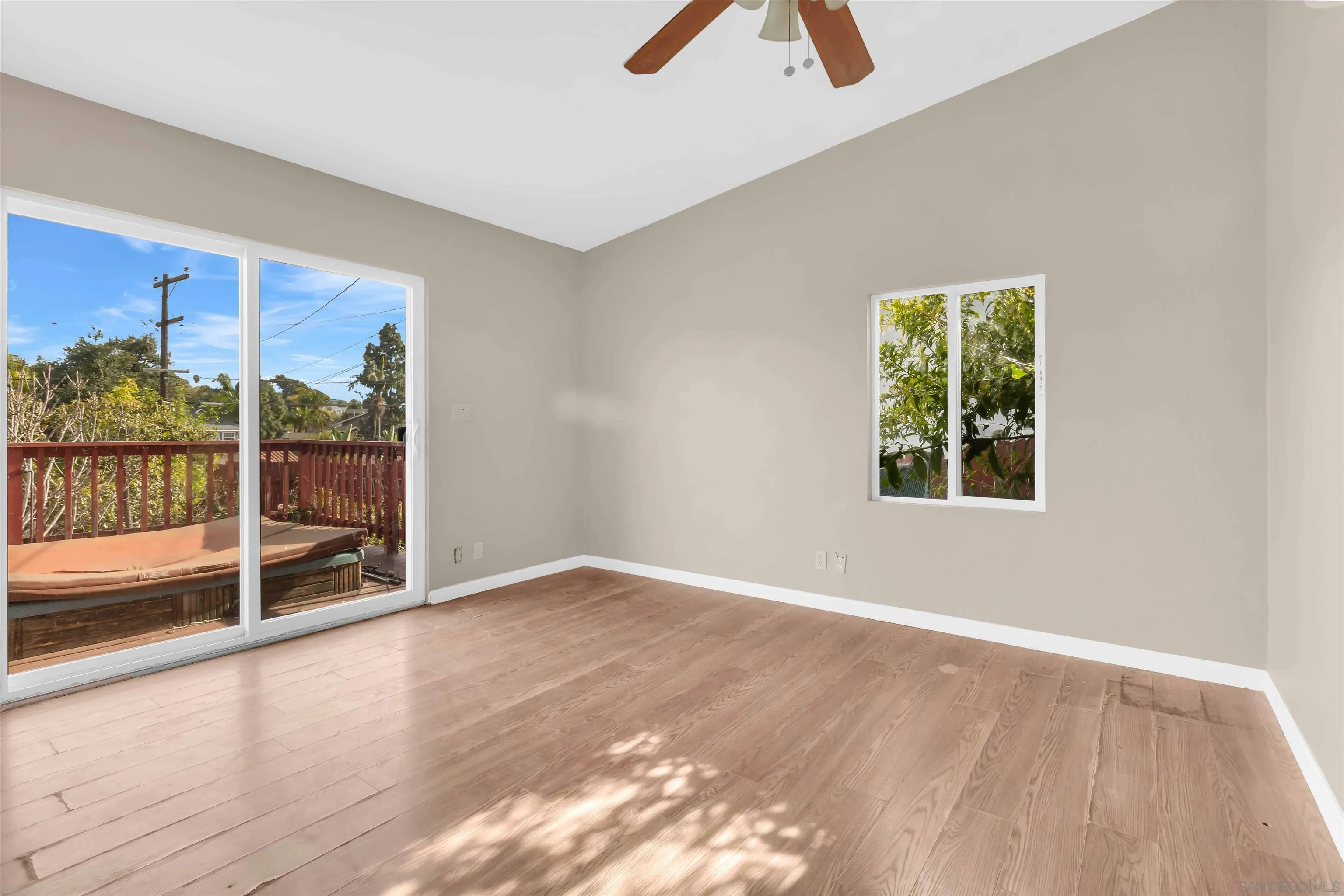 https://cdn.realtyfeed.com/cdn/127/260004560/8a433448754858e709ceb1a974549fd8.webp