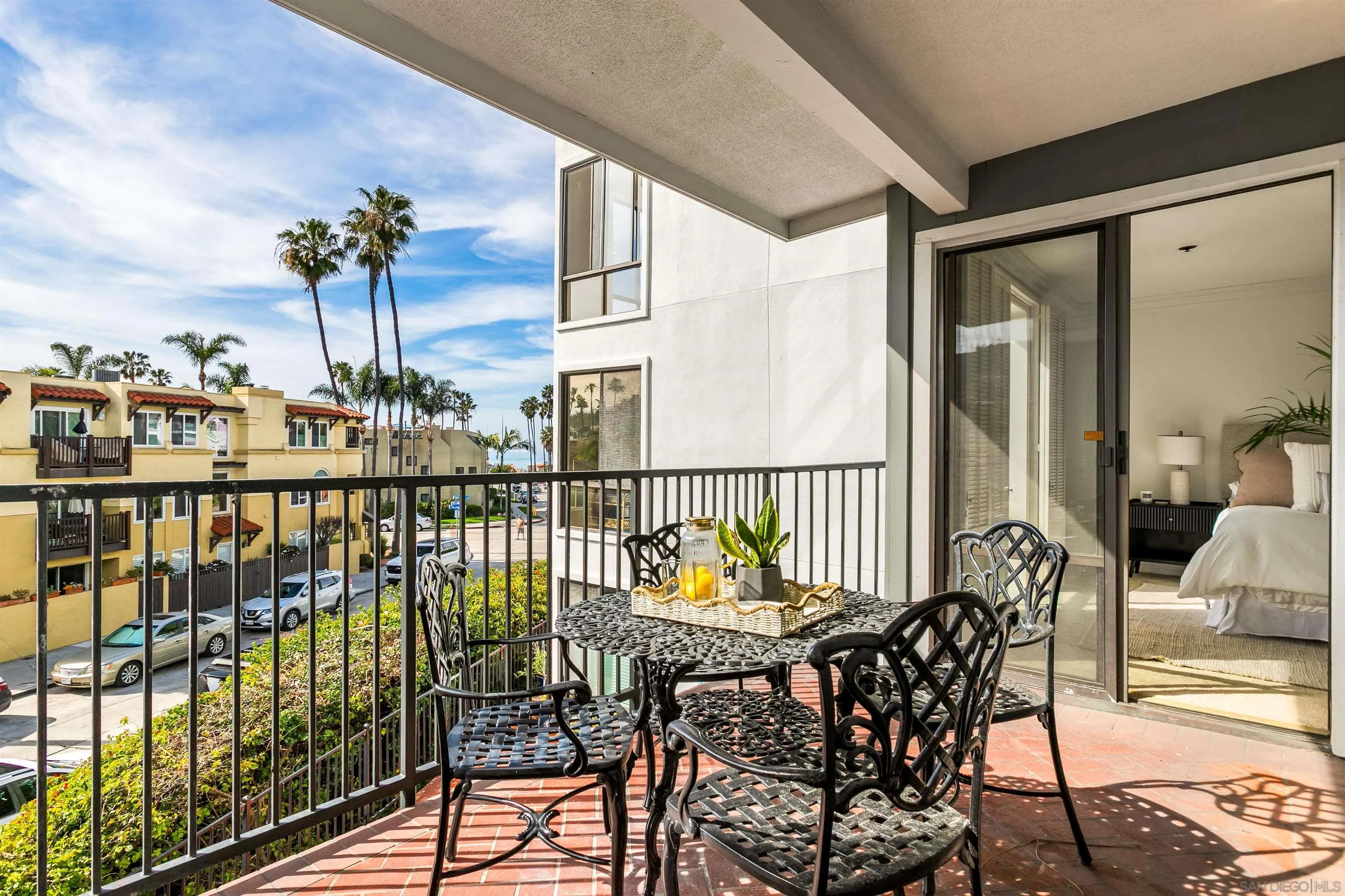 https://cdn.realtyfeed.com/cdn/127/260004569/aa04fa5b9a46ac7010a382f251d857e0.webp