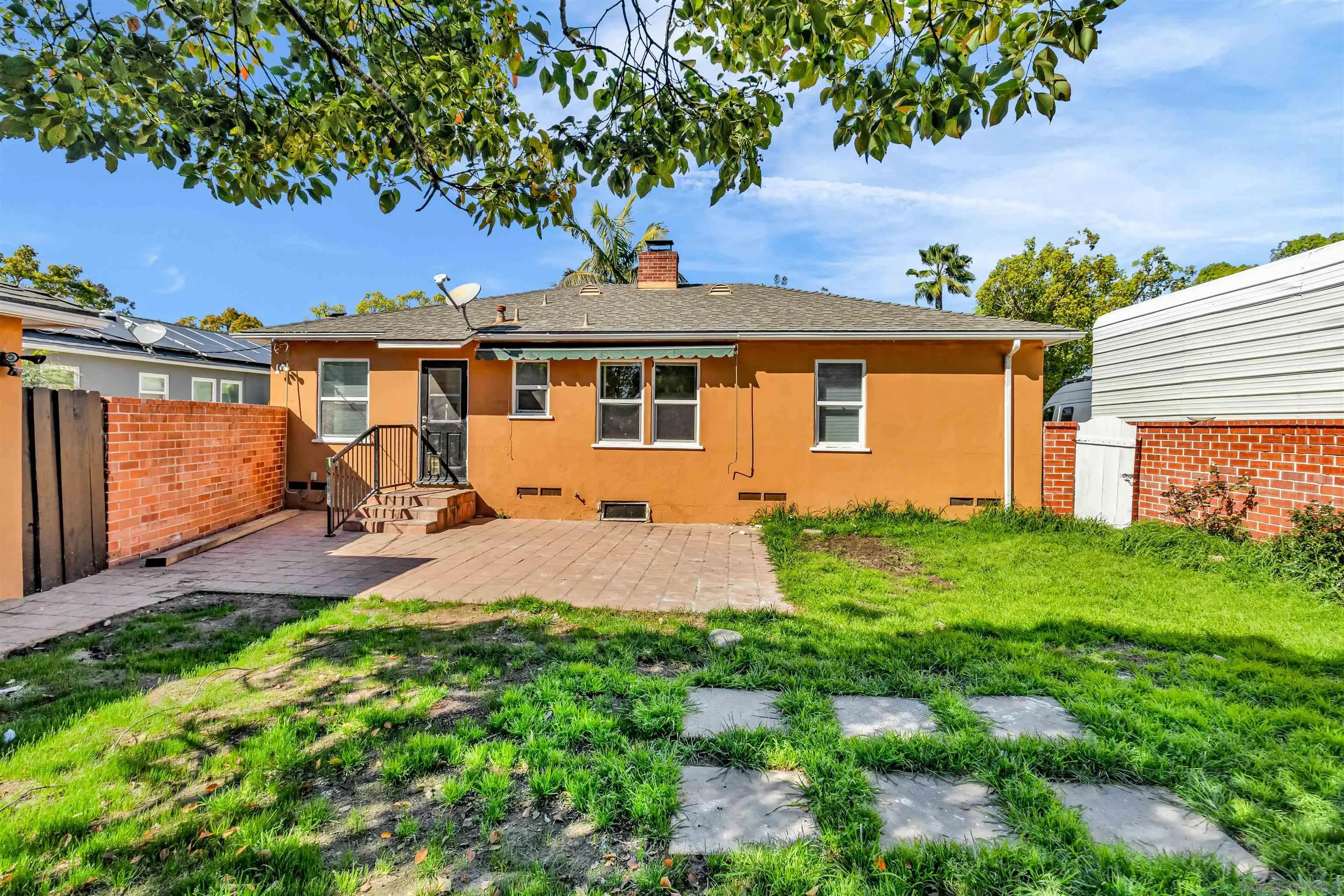 https://cdn.realtyfeed.com/cdn/127/260004570/c581ee016a6c96f721533c207bd54254.webp