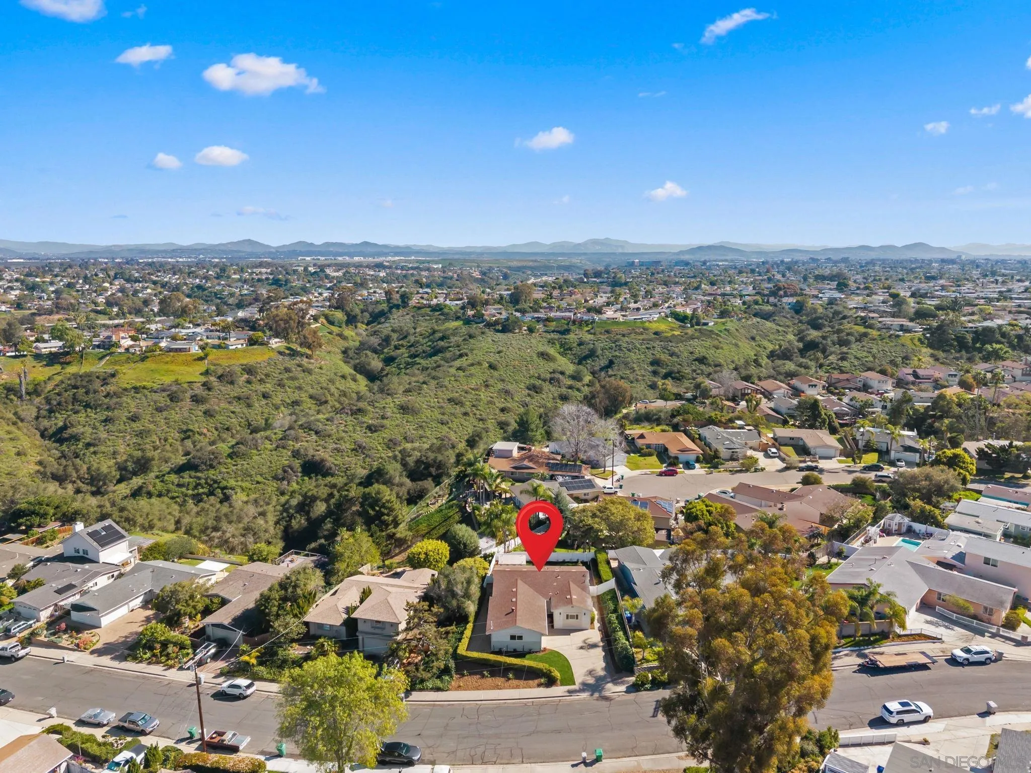 https://cdn.realtyfeed.com/cdn/127/260004574/675928a1ba06070422a52af9b22e25fd.webp