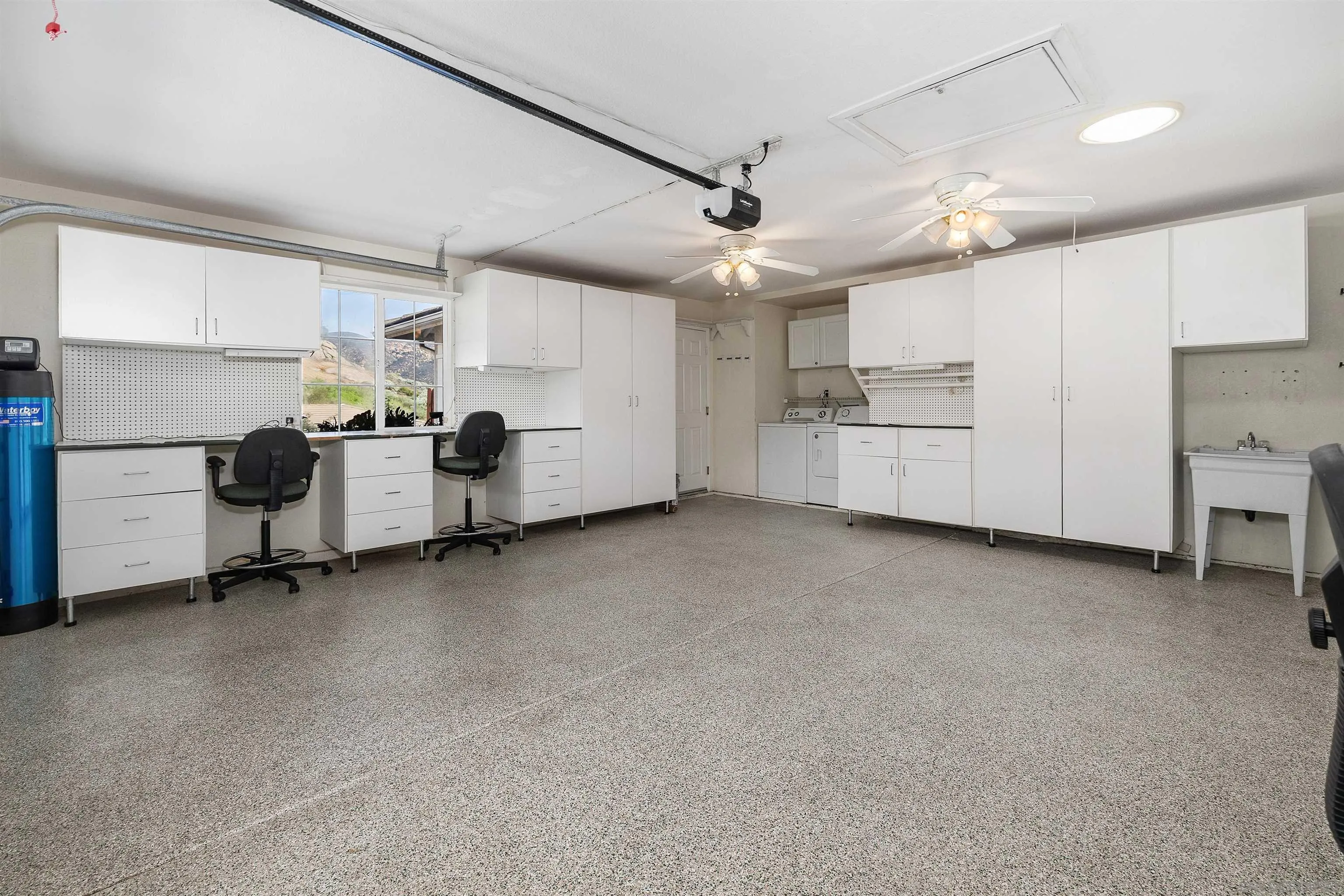 https://cdn.realtyfeed.com/cdn/127/260004576/16489fbcc9149fe5cc069847e90c154f.webp