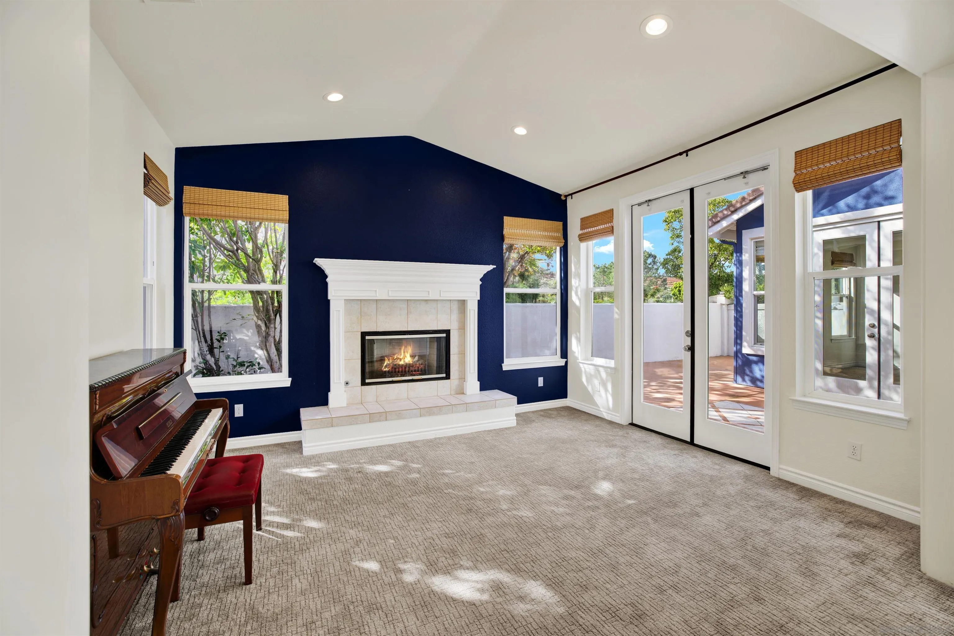 https://cdn.realtyfeed.com/cdn/127/260004584/2e5934a0301da4d20d57f3f15f619a10.webp