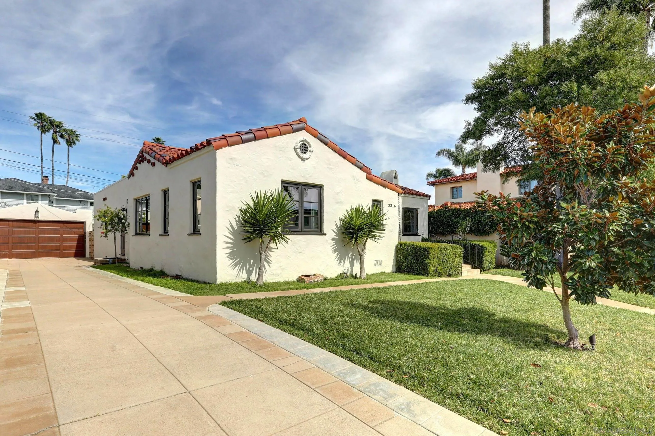 https://cdn.realtyfeed.com/cdn/127/260004585/7cb9f6ad1556081c6cdaf8890d79e385.webp
