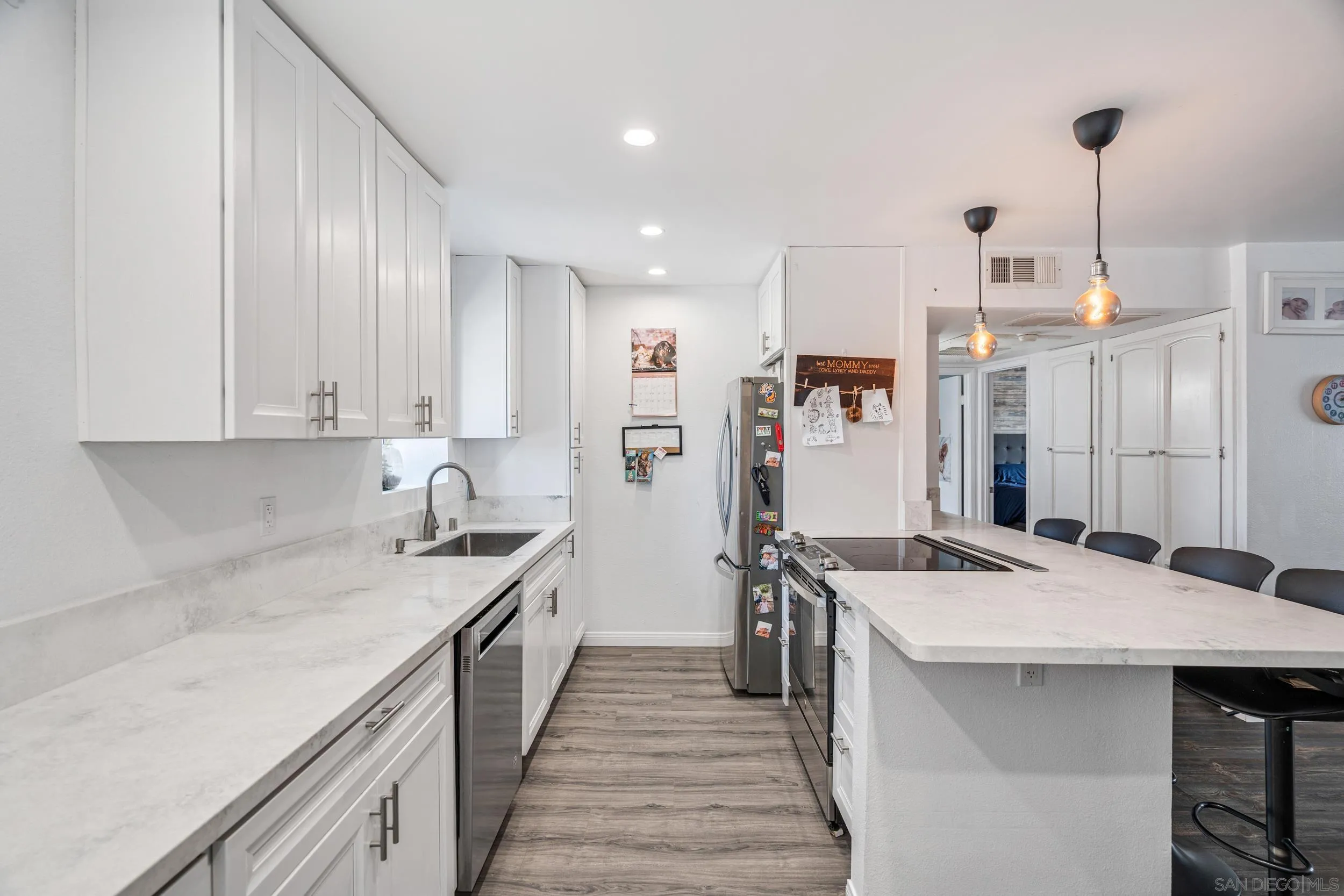 https://cdn.realtyfeed.com/cdn/127/260004587/1115c886eb82c5363c42851d04682896.webp