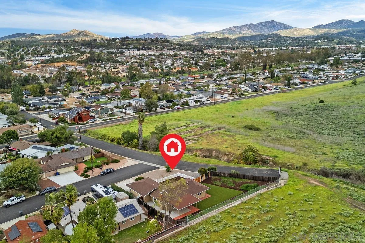 https://cdn.realtyfeed.com/cdn/127/260004588/348d727b5a10fde285e94f8729fb2518.webp
