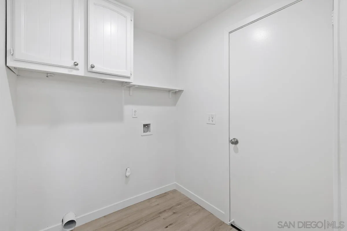 https://cdn.realtyfeed.com/cdn/127/260004588/c52ed15109e73f74e17b2c418d617262.webp