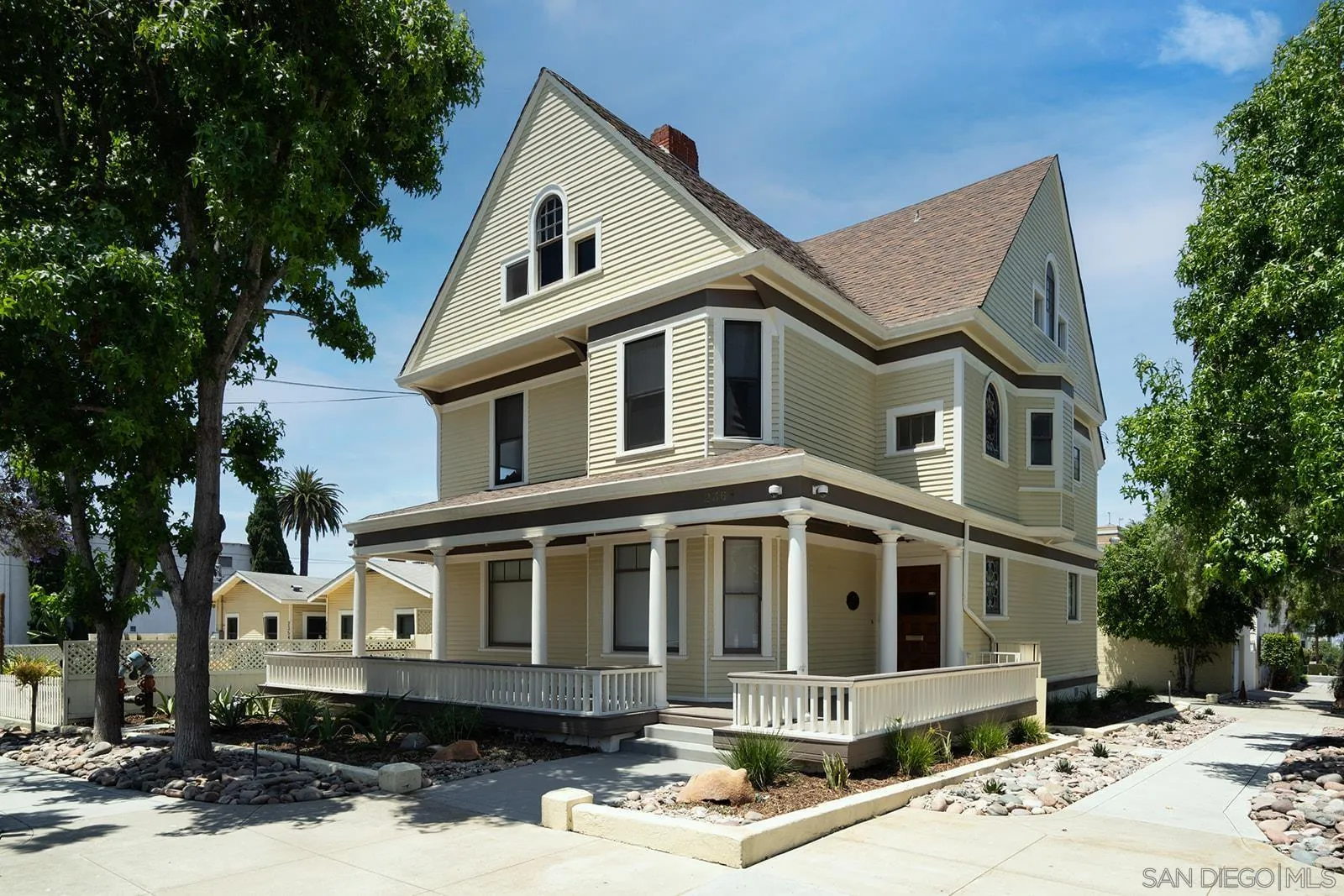 https://cdn.realtyfeed.com/cdn/127/260004592/0d03cb4794389981c8201687ad4c8b92.webp