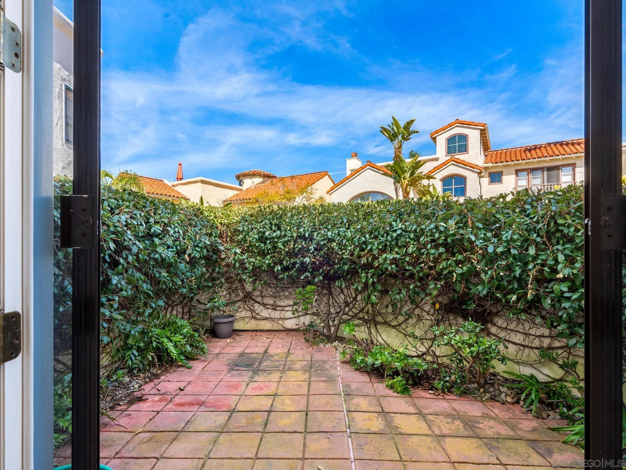 https://cdn.realtyfeed.com/cdn/127/260004594/dcac48a7b7f770adcd1629b95dc37c17.webp