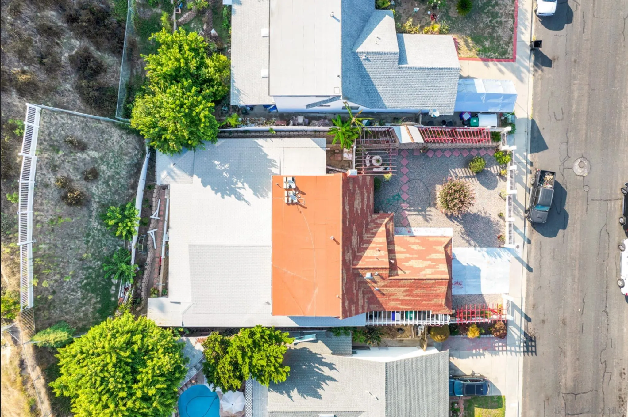 https://cdn.realtyfeed.com/cdn/127/260004595/64883ce27dc2b2709b6dcef209b69570.webp