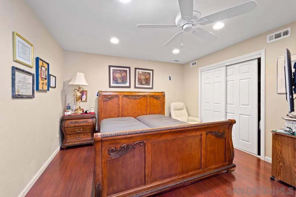 https://cdn.realtyfeed.com/cdn/127/260004595/b54b32ee137882acf7194ff295cf38f4.webp