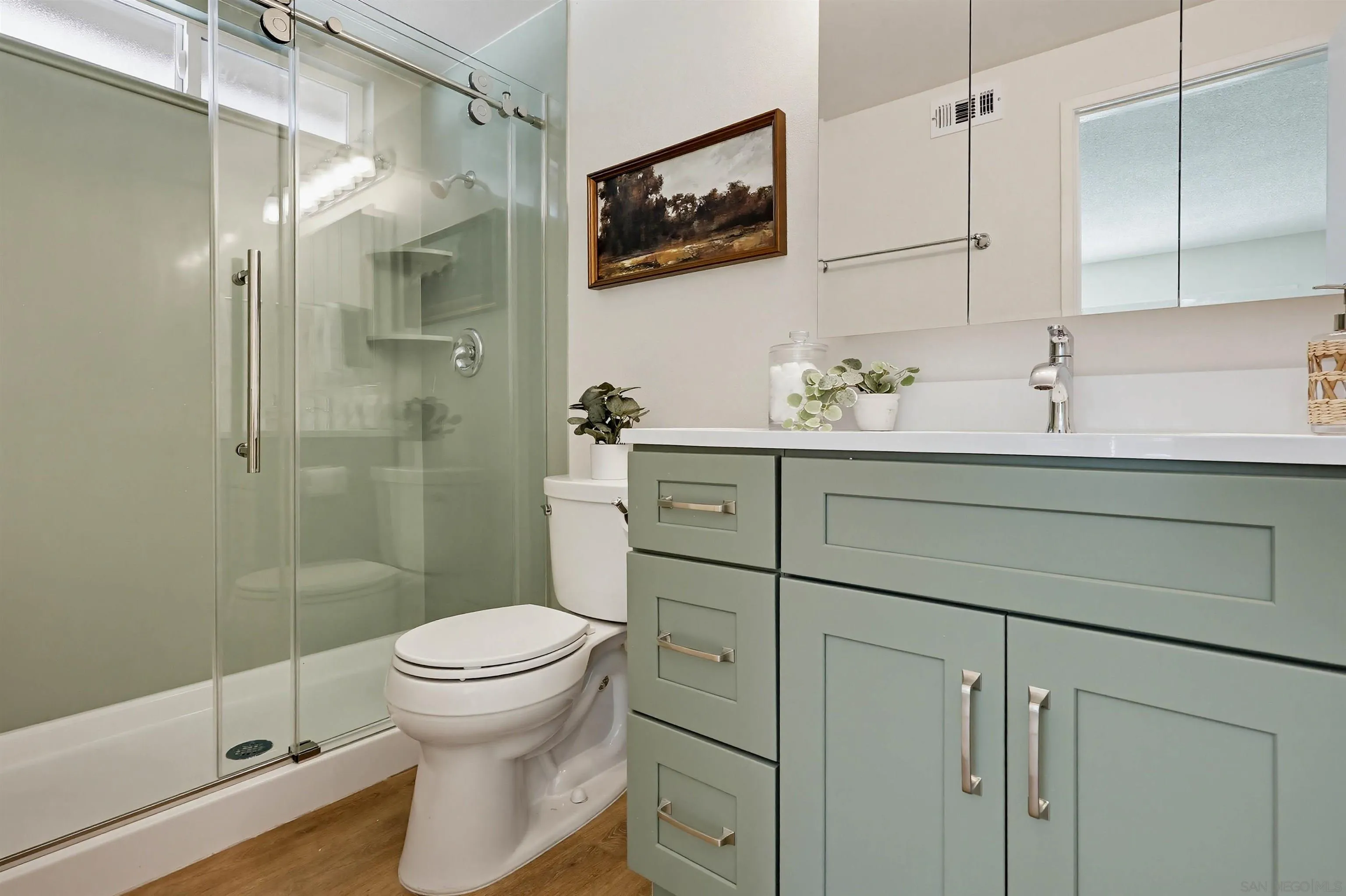 https://cdn.realtyfeed.com/cdn/127/260004596/73898446c074d71670678ac84a5b0ebf.webp