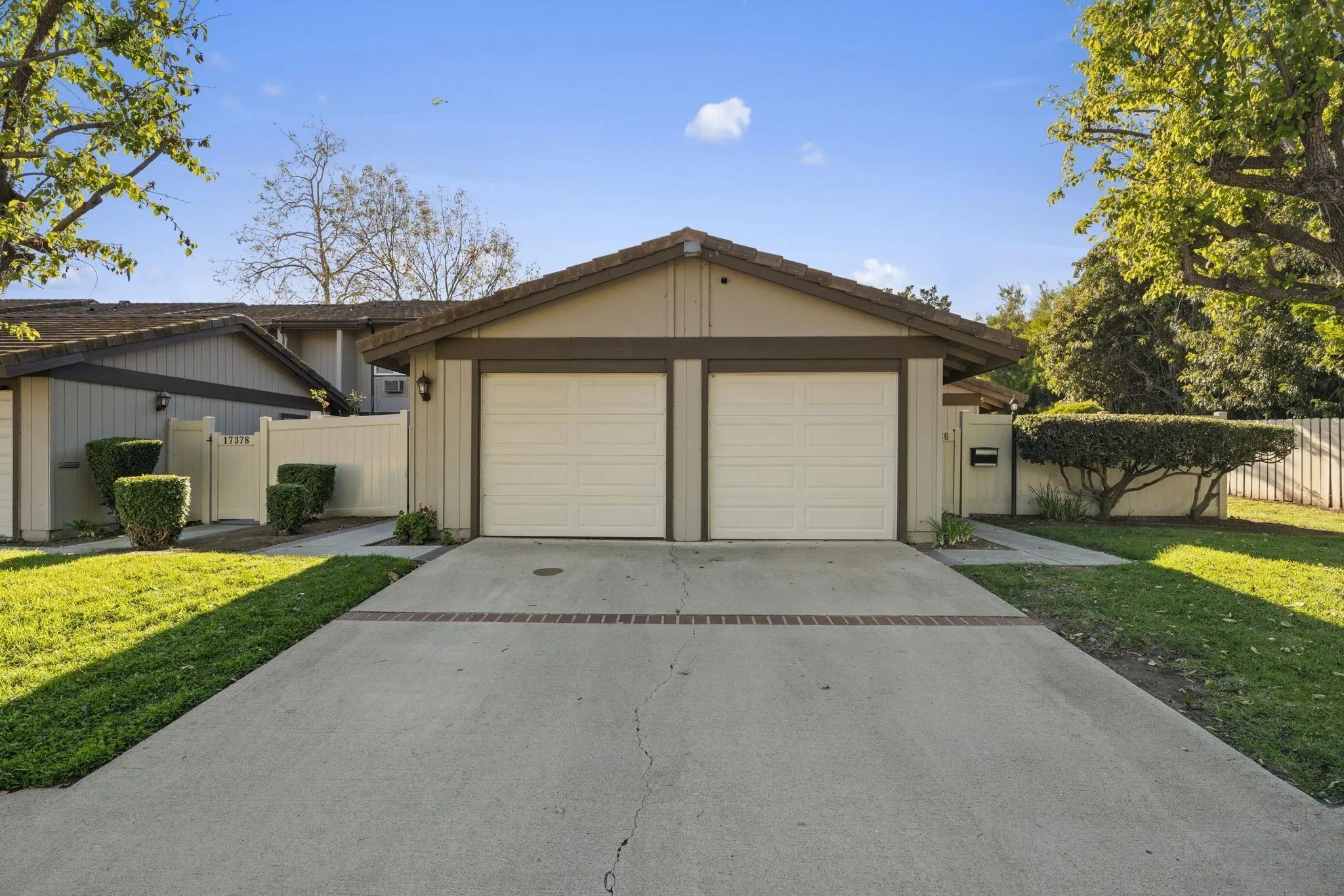 Photo #1: 260004598 Listing: Photo #1