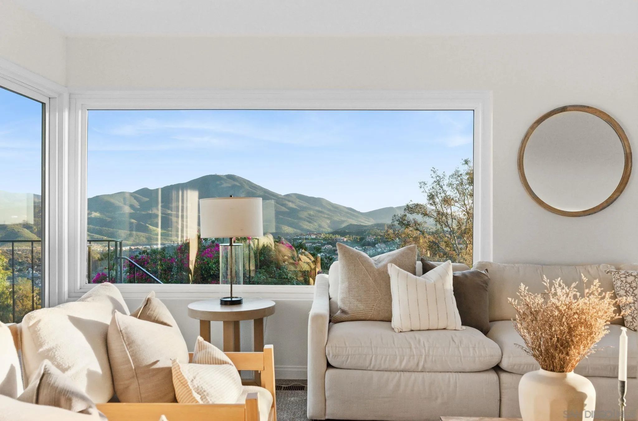 https://cdn.realtyfeed.com/cdn/127/260004601/25211bb6538b858ce22a283ff6aa8016.webp