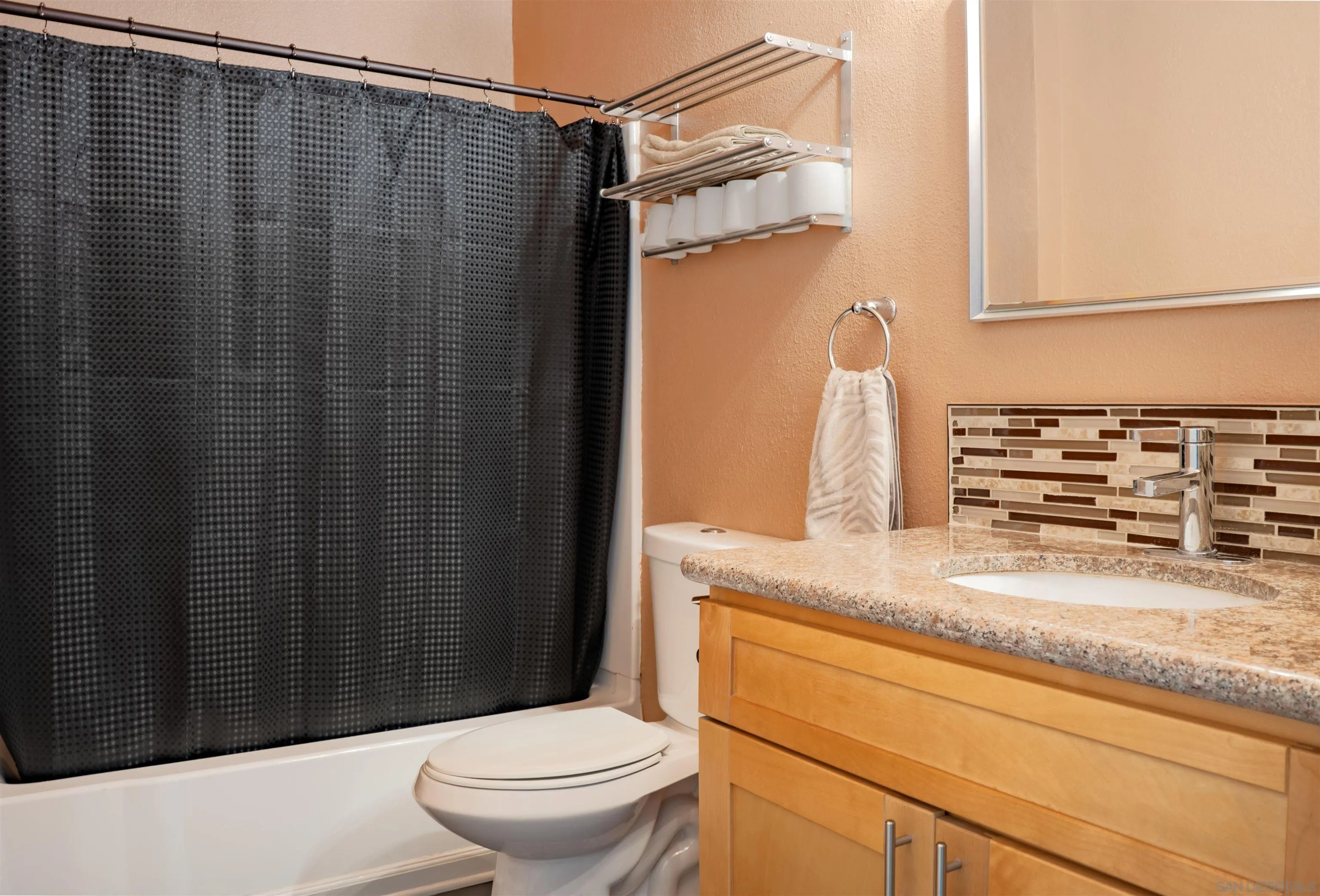 Photo #6: 260004605 Listing: Photo #6