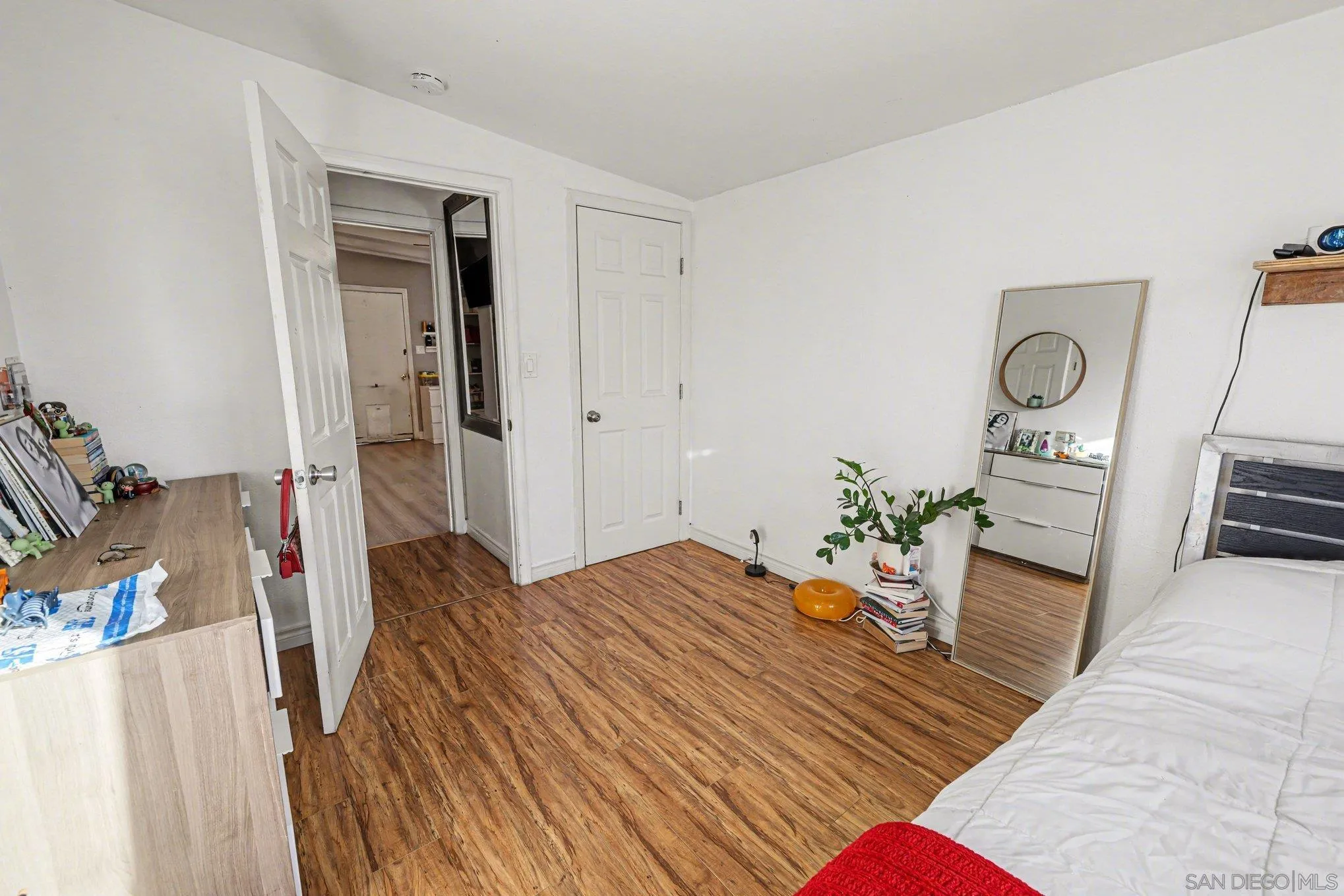 https://cdn.realtyfeed.com/cdn/127/260004606/491d77299d3344831f2ec492c1745651.webp