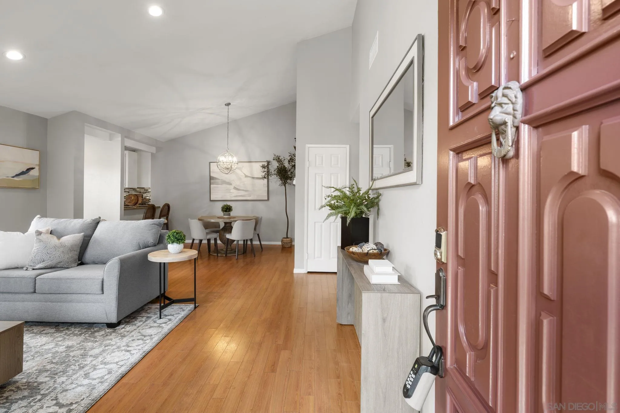 Photo #5: 260004612 Listing: Photo #5