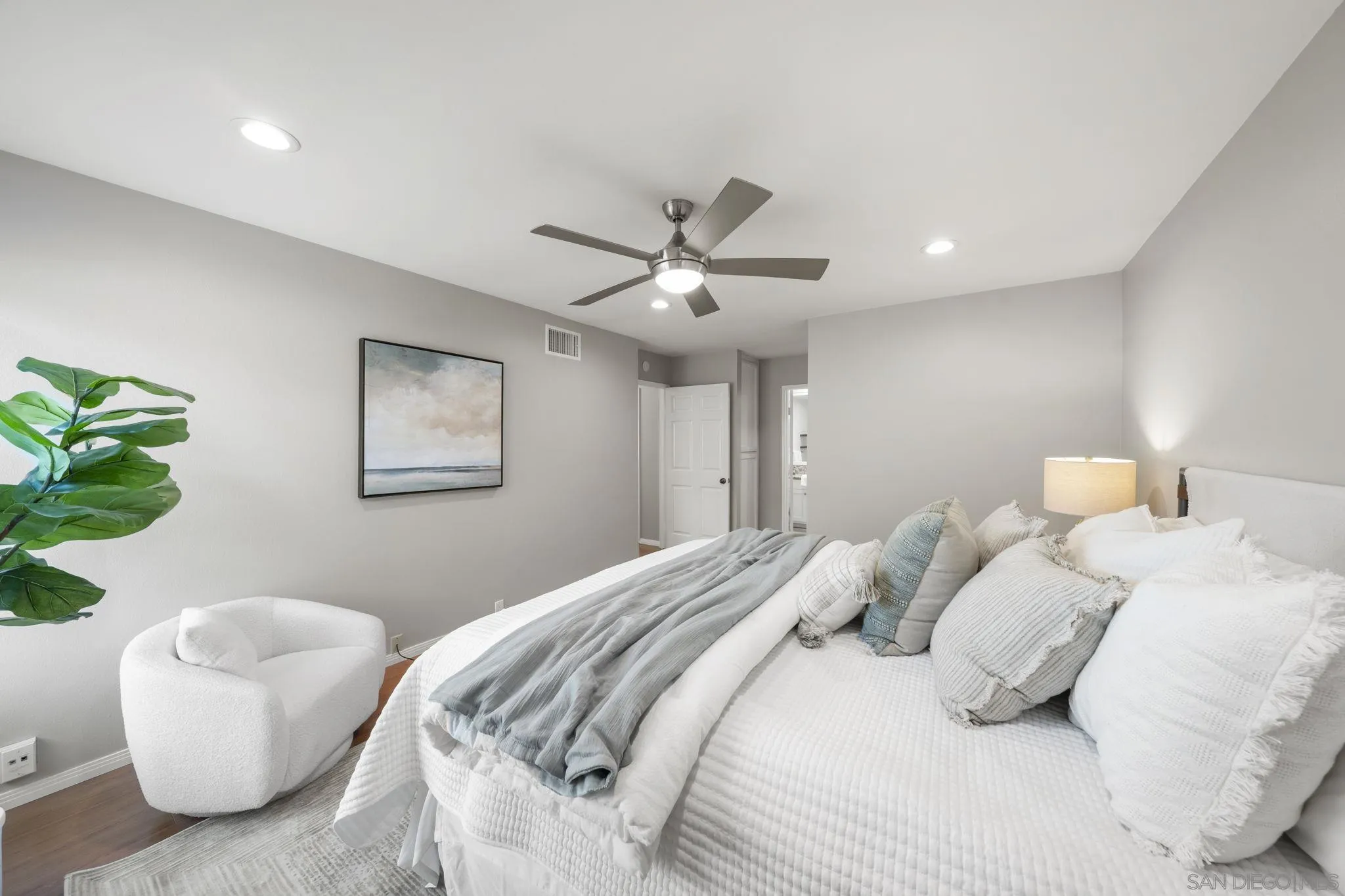 Photo #17: 260004612 Listing: Photo #17