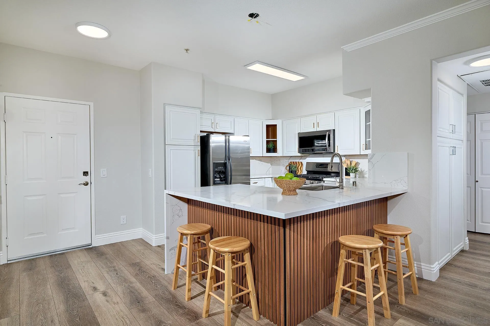 Photo #3: 260004613 Listing: Photo #3