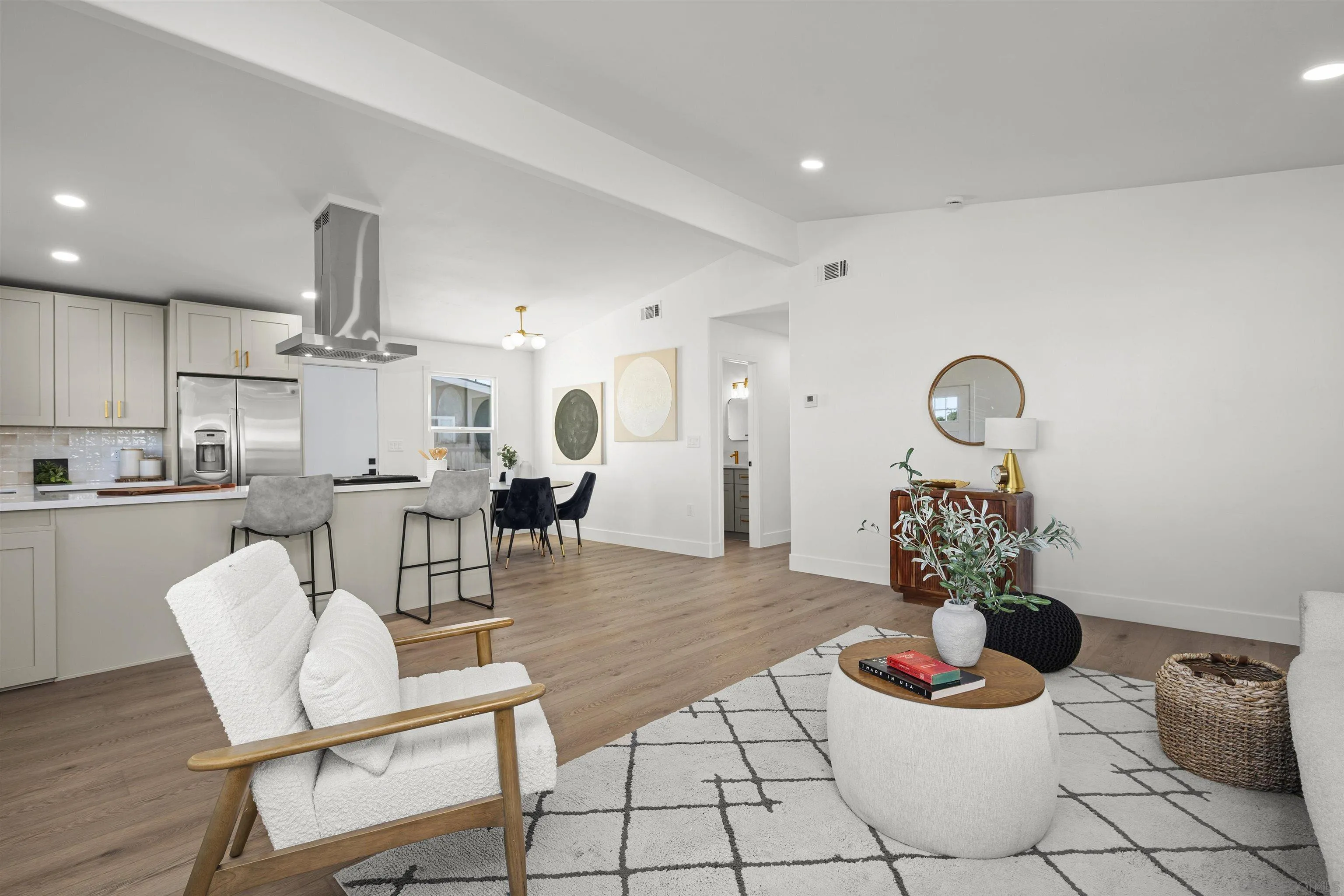 https://cdn.realtyfeed.com/cdn/127/260004614/4caf7e0498166f49a14cf4e446864365.webp