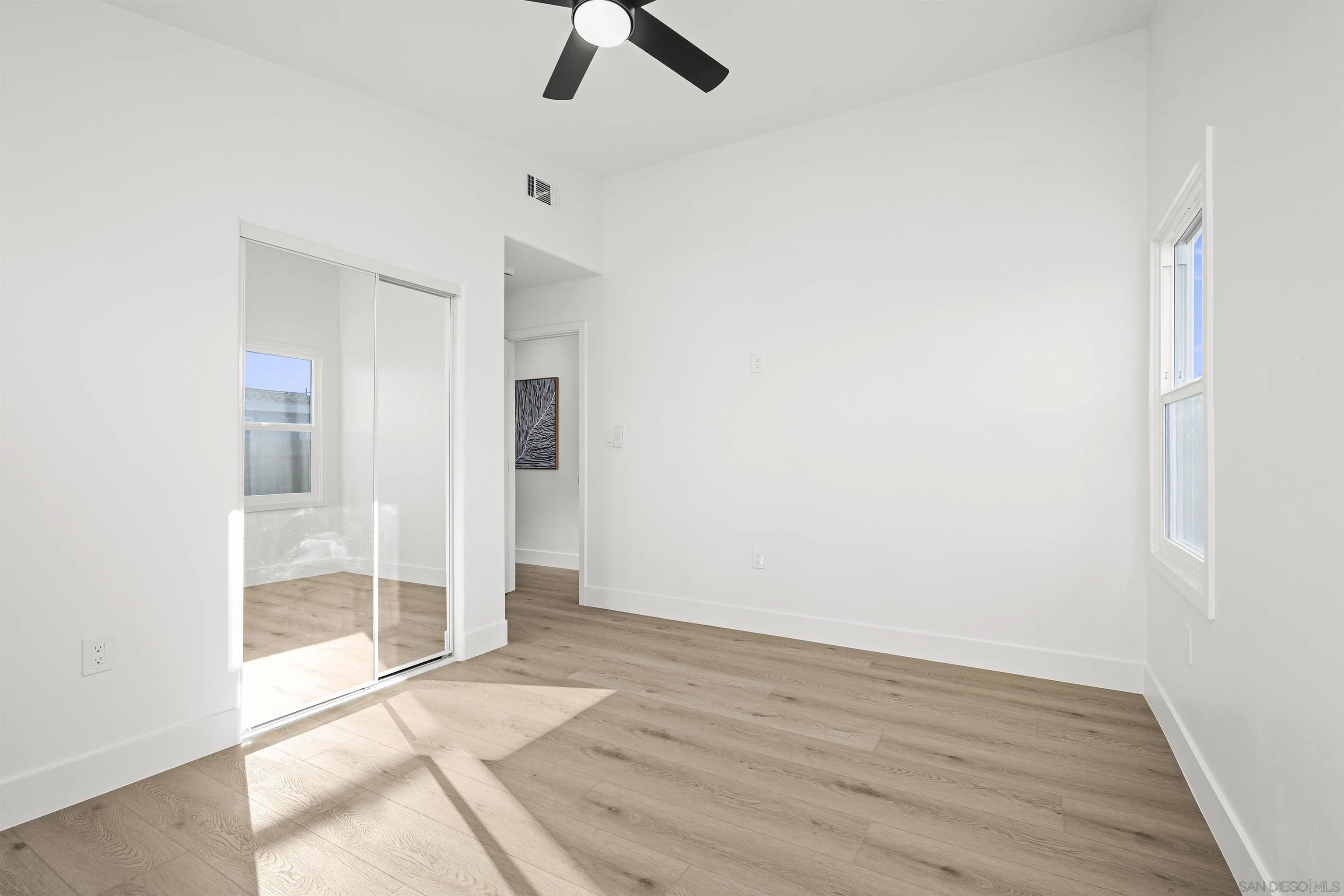 https://cdn.realtyfeed.com/cdn/127/260004614/55157bf3cadc65c60475069a75249003.webp