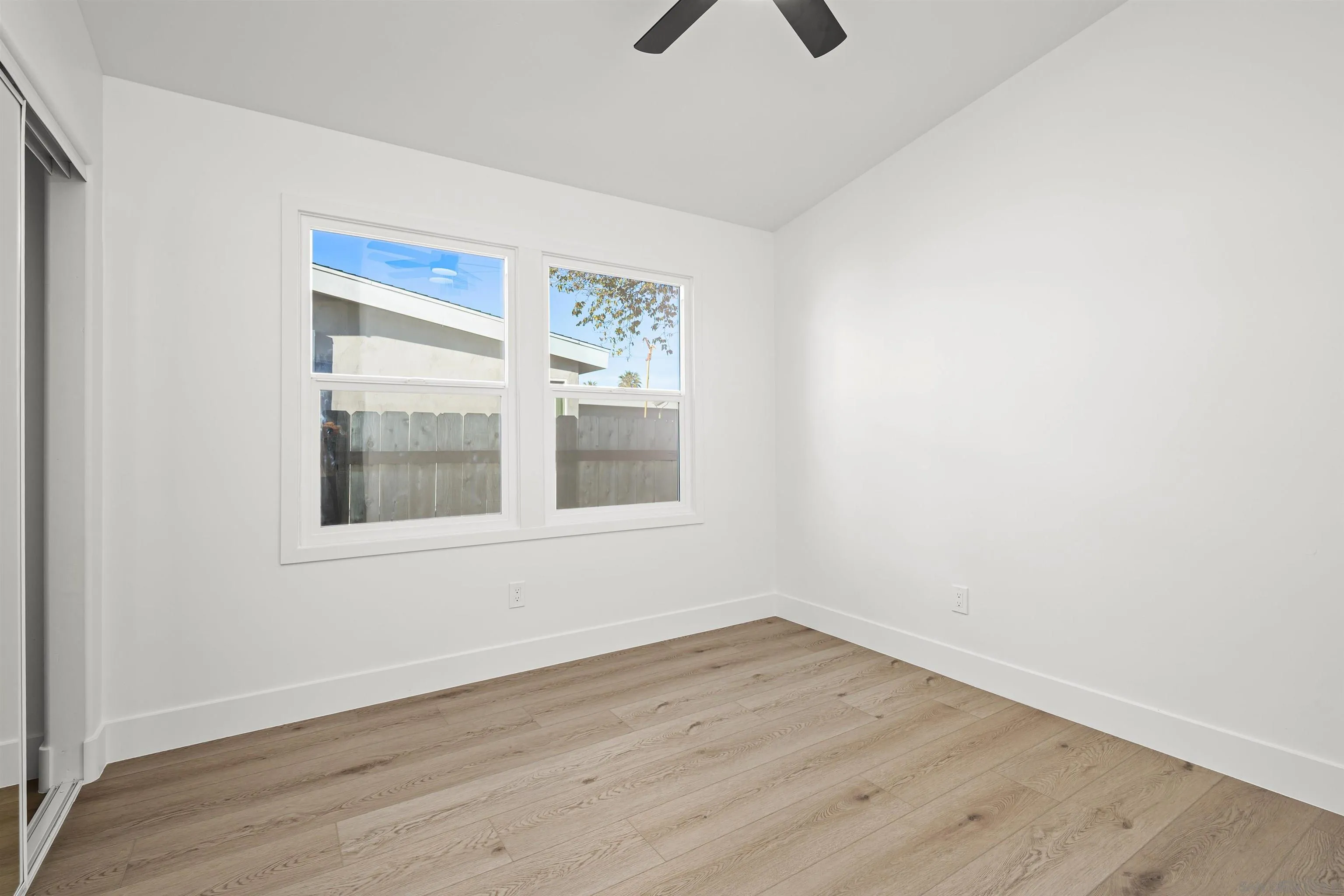 https://cdn.realtyfeed.com/cdn/127/260004614/d3ee38252730688c2d14ceb6035f8593.webp