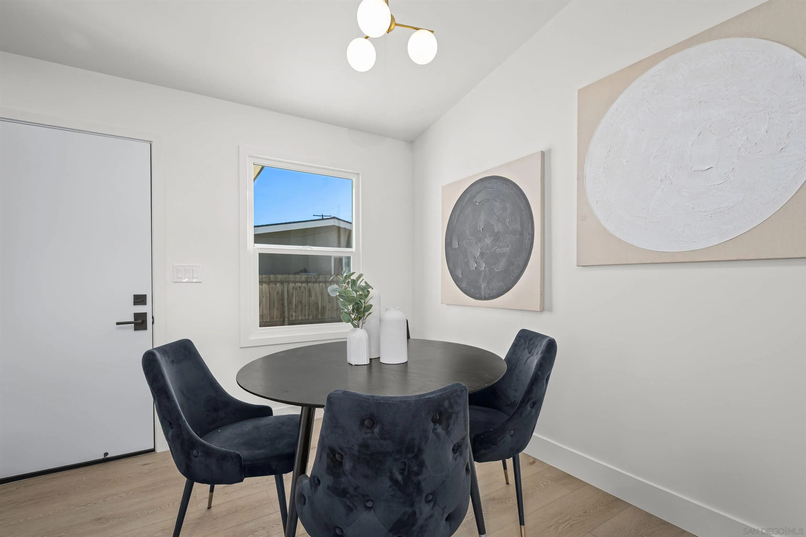 https://cdn.realtyfeed.com/cdn/127/260004614/f5026a071f108534d0d762fab2a4e8c2.webp