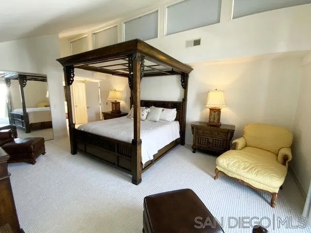 https://cdn.realtyfeed.com/cdn/127/260004615/6ee0d841181d516c56c009ea2a3e5445.webp