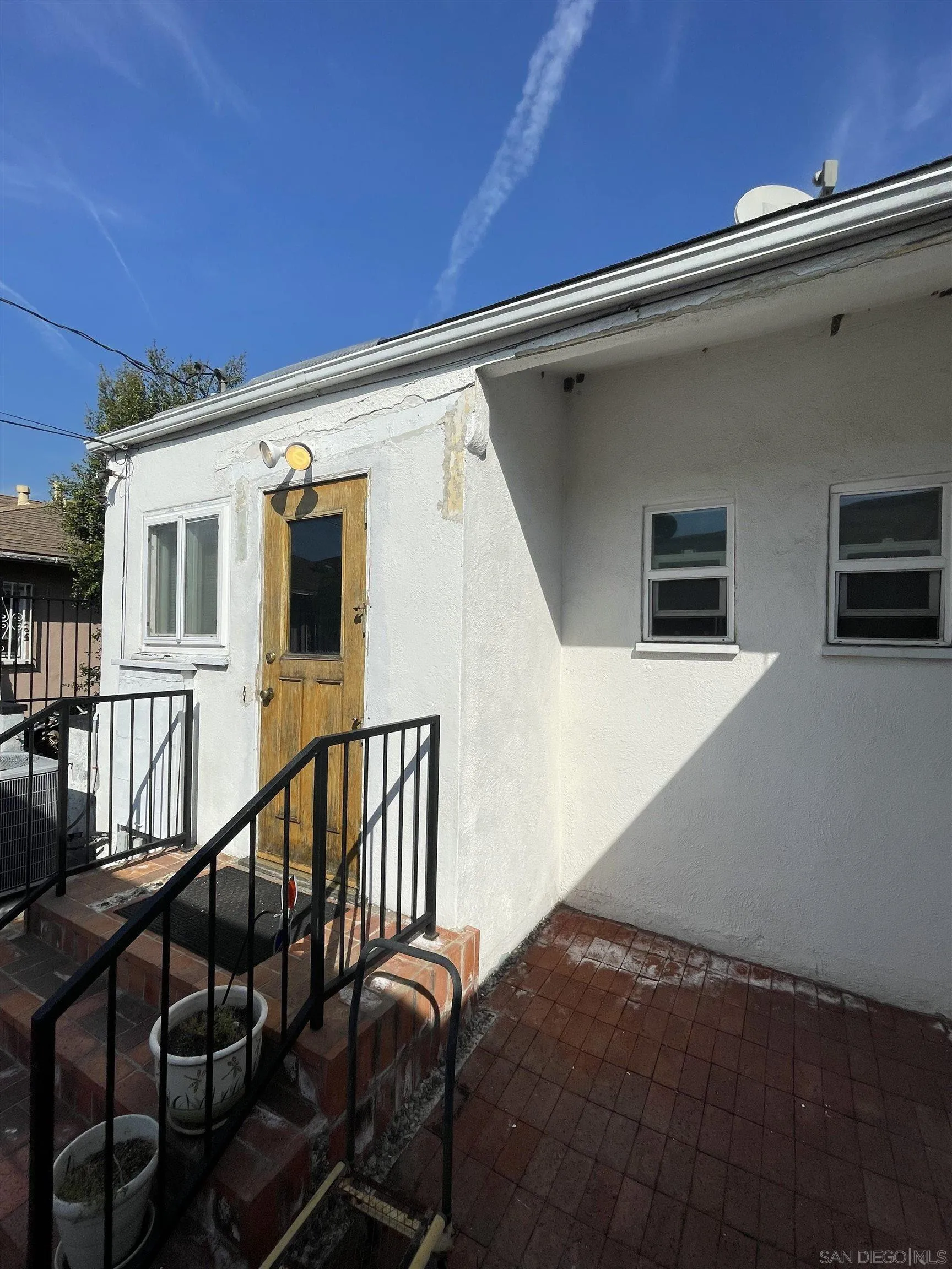 2700 W 85th St, Inglewood, CA 90305 - Photo 3 of 20, Inglewood, CA