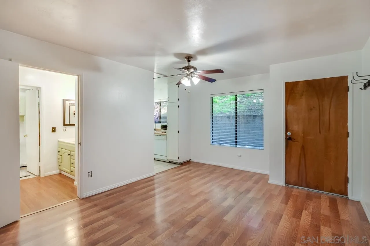 Photo #7: 260004621 Listing: Photo #7