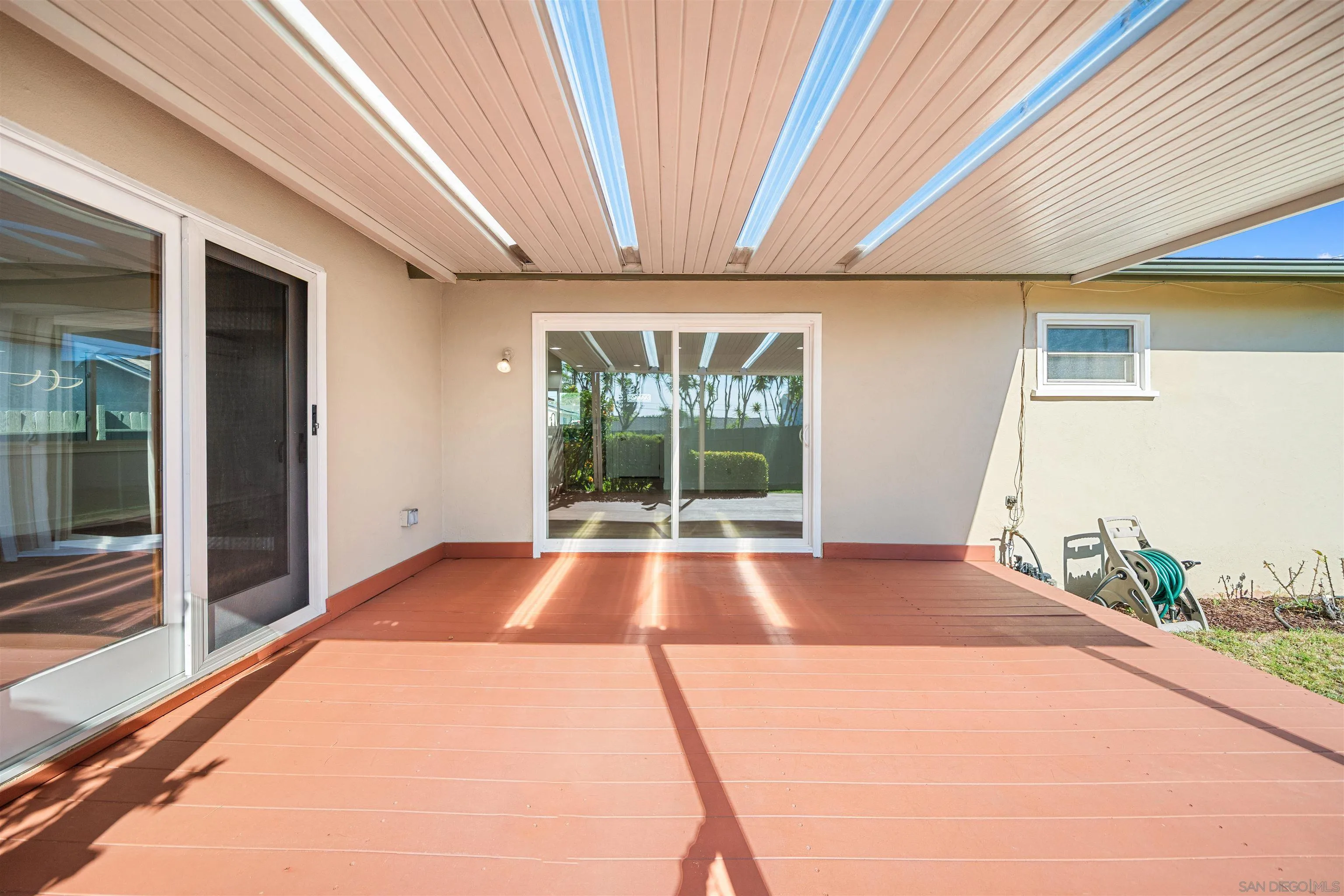 https://cdn.realtyfeed.com/cdn/127/260004622/412cd315908f45d6d1548f4cc155a1d1.webp