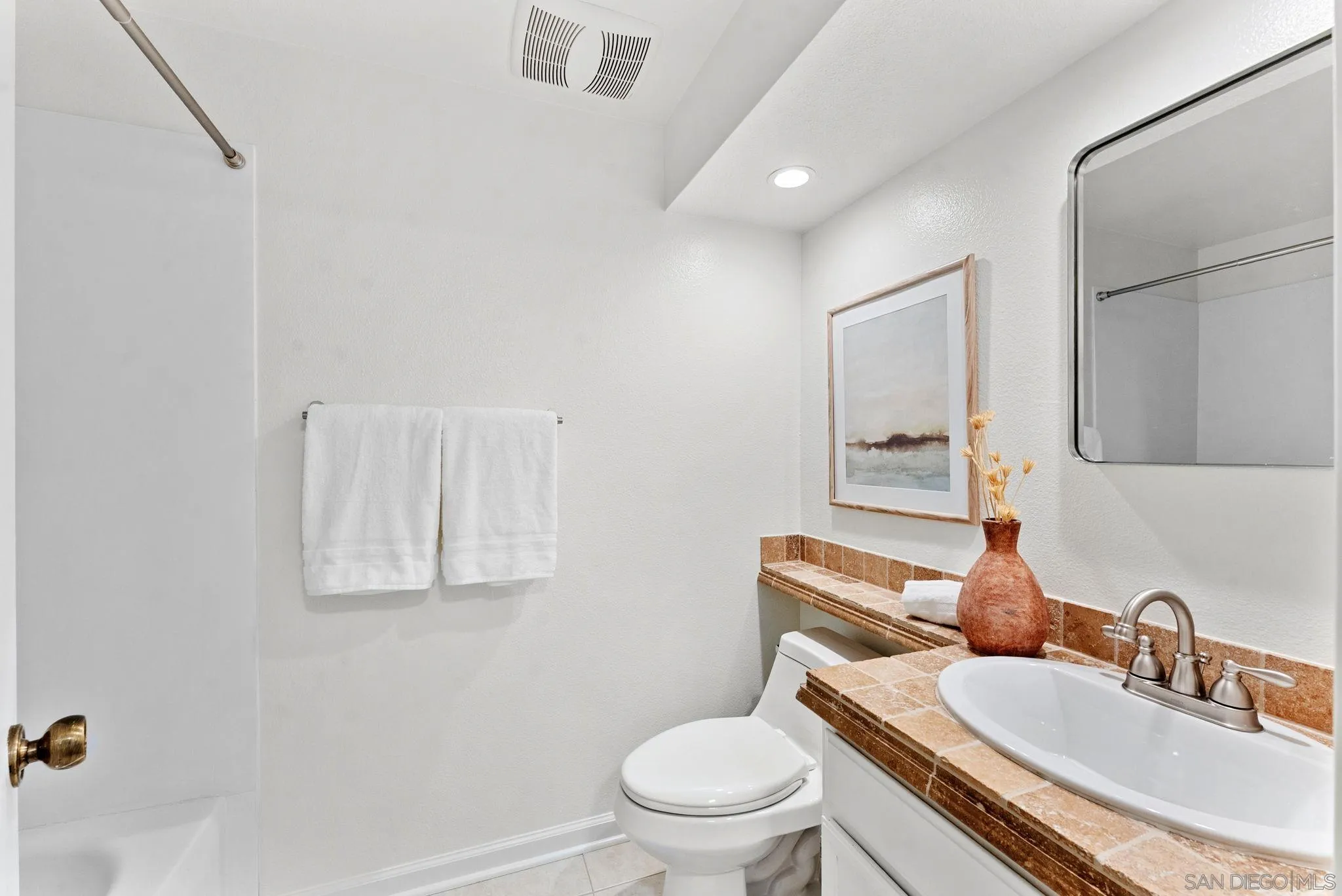 Photo #18: 260004626 Listing: Photo #18