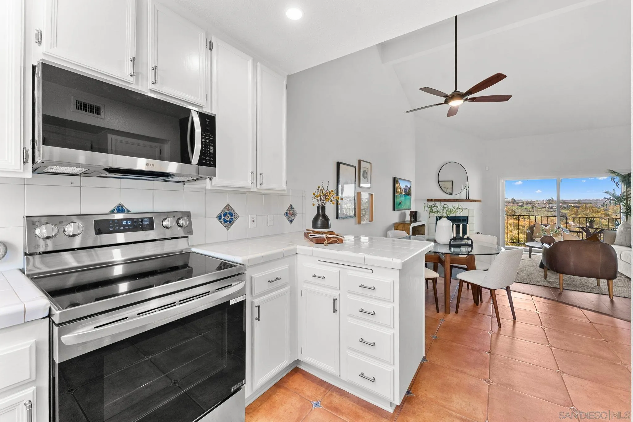 Photo #9: 260004626 Listing: Photo #9